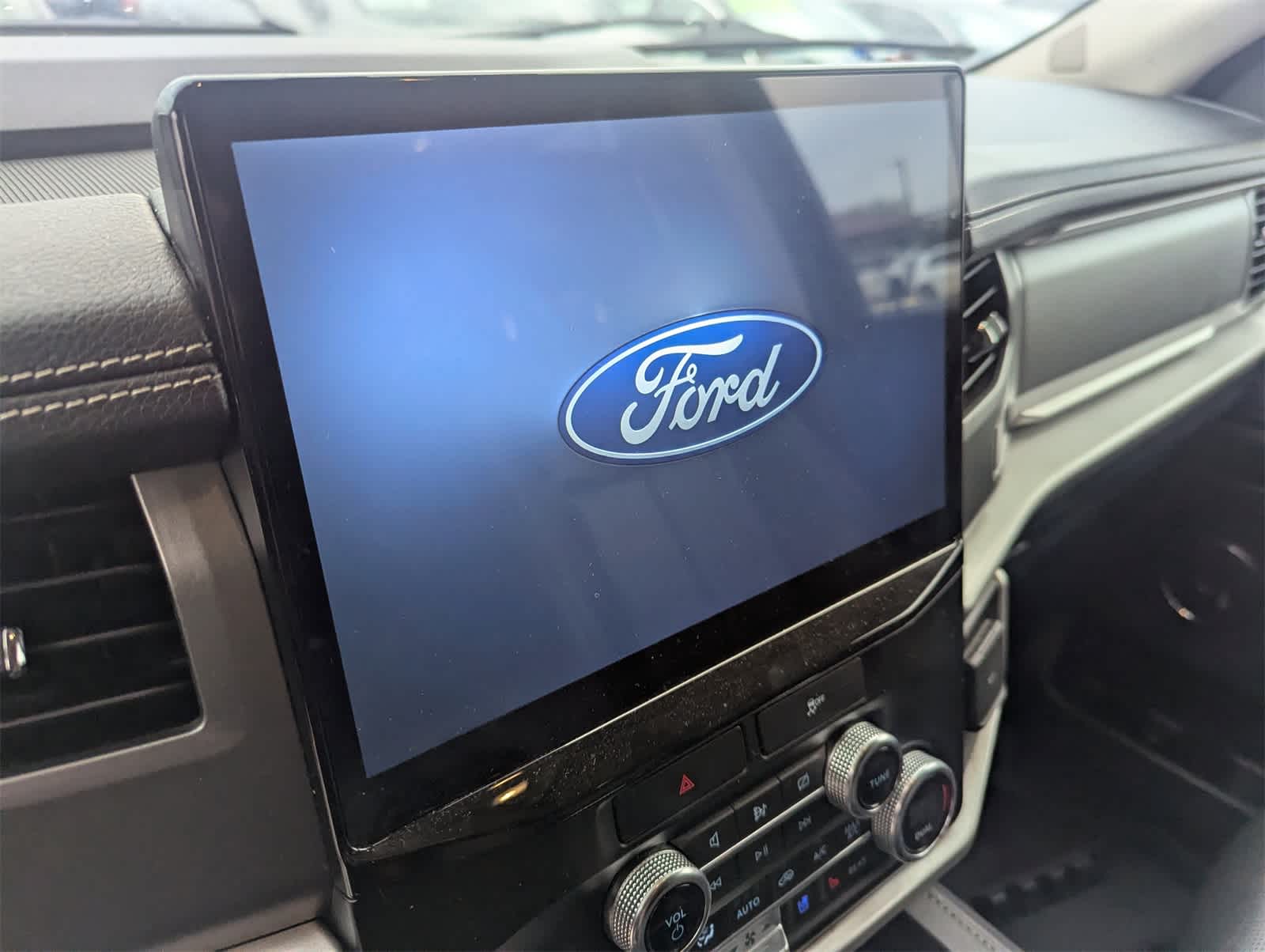 Thumbnail: 2022 Ford Expedition MAX - 14