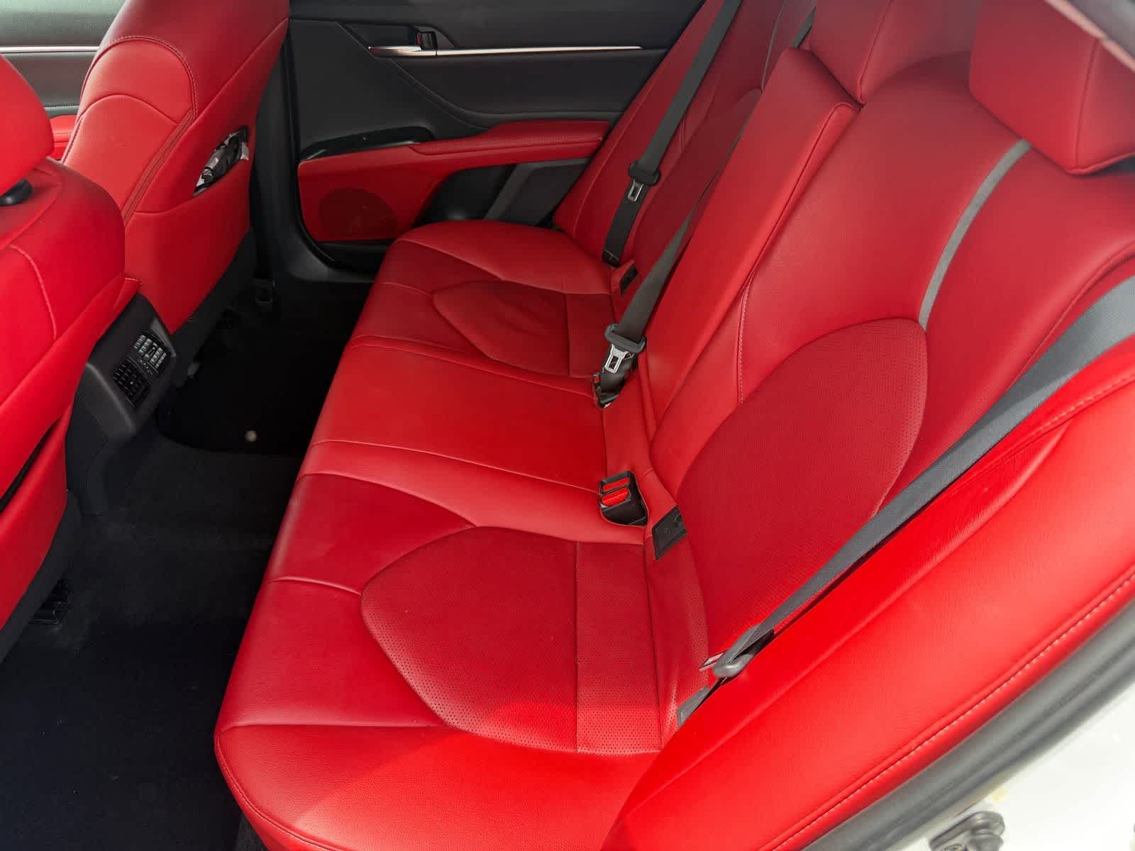 Thumbnail: 2018 Toyota Camry - 11