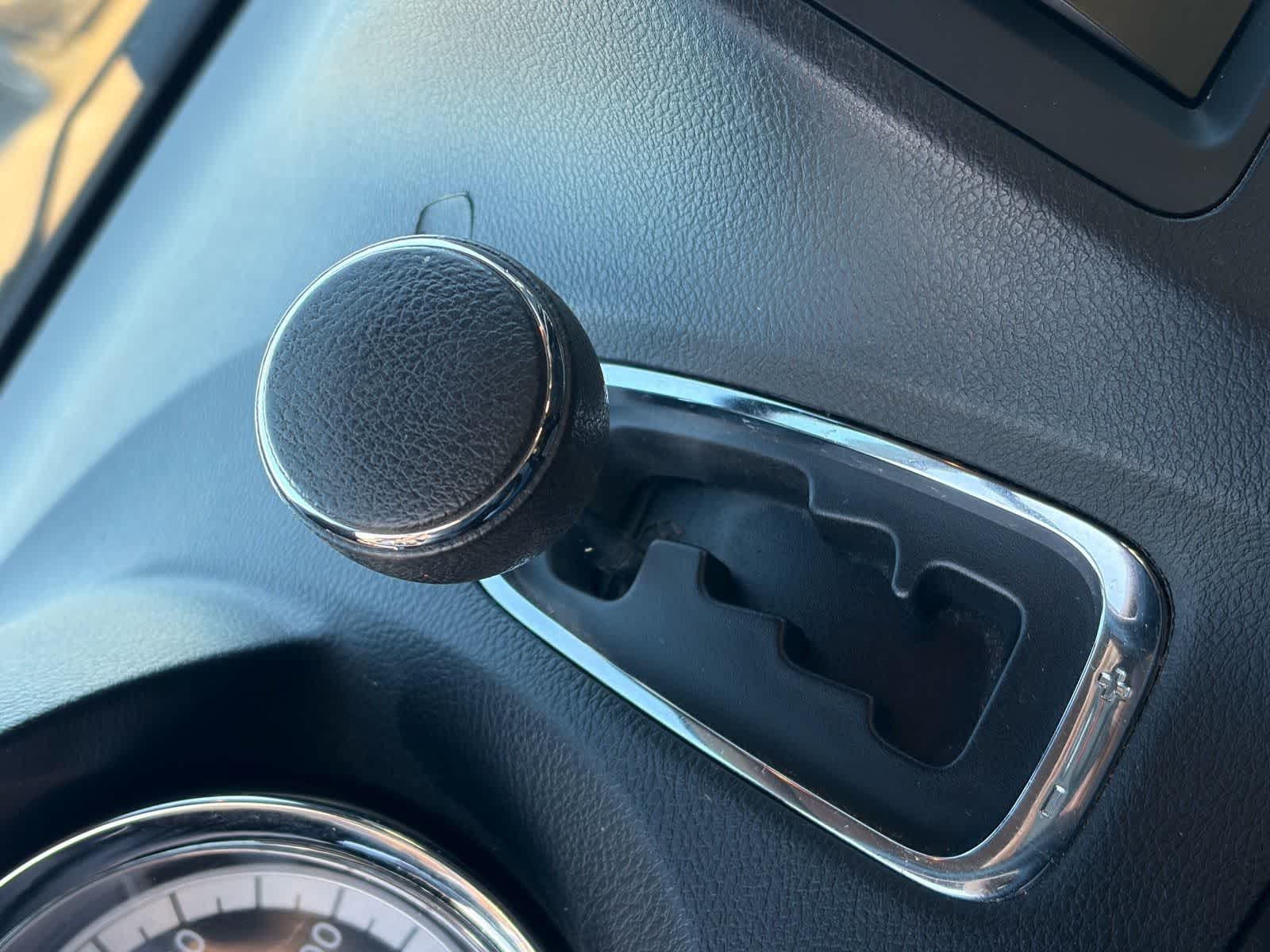 Thumbnail: 2015 Dodge Grand Caravan - 13