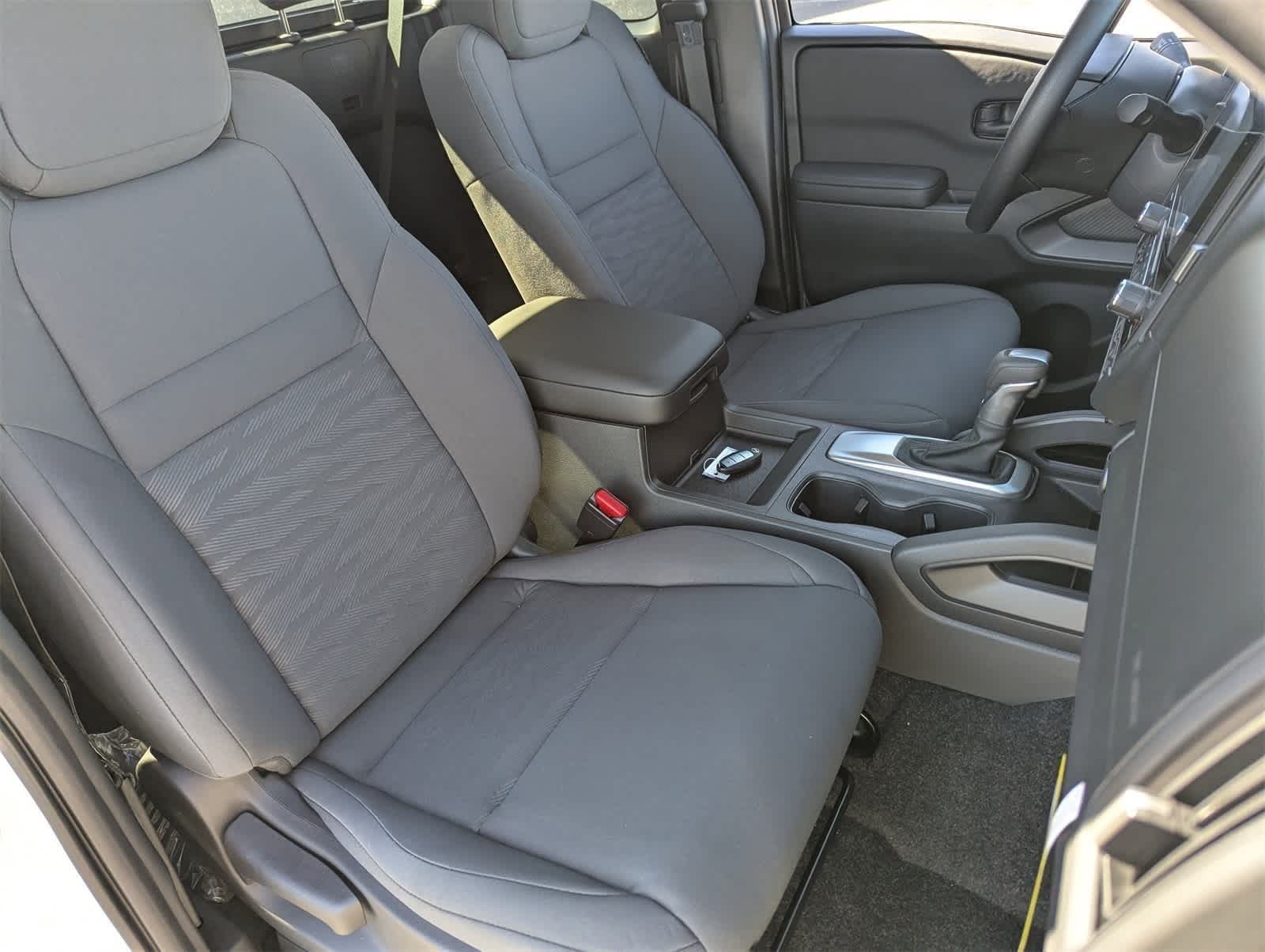 Thumbnail: 2026 Nissan Frontier - 11