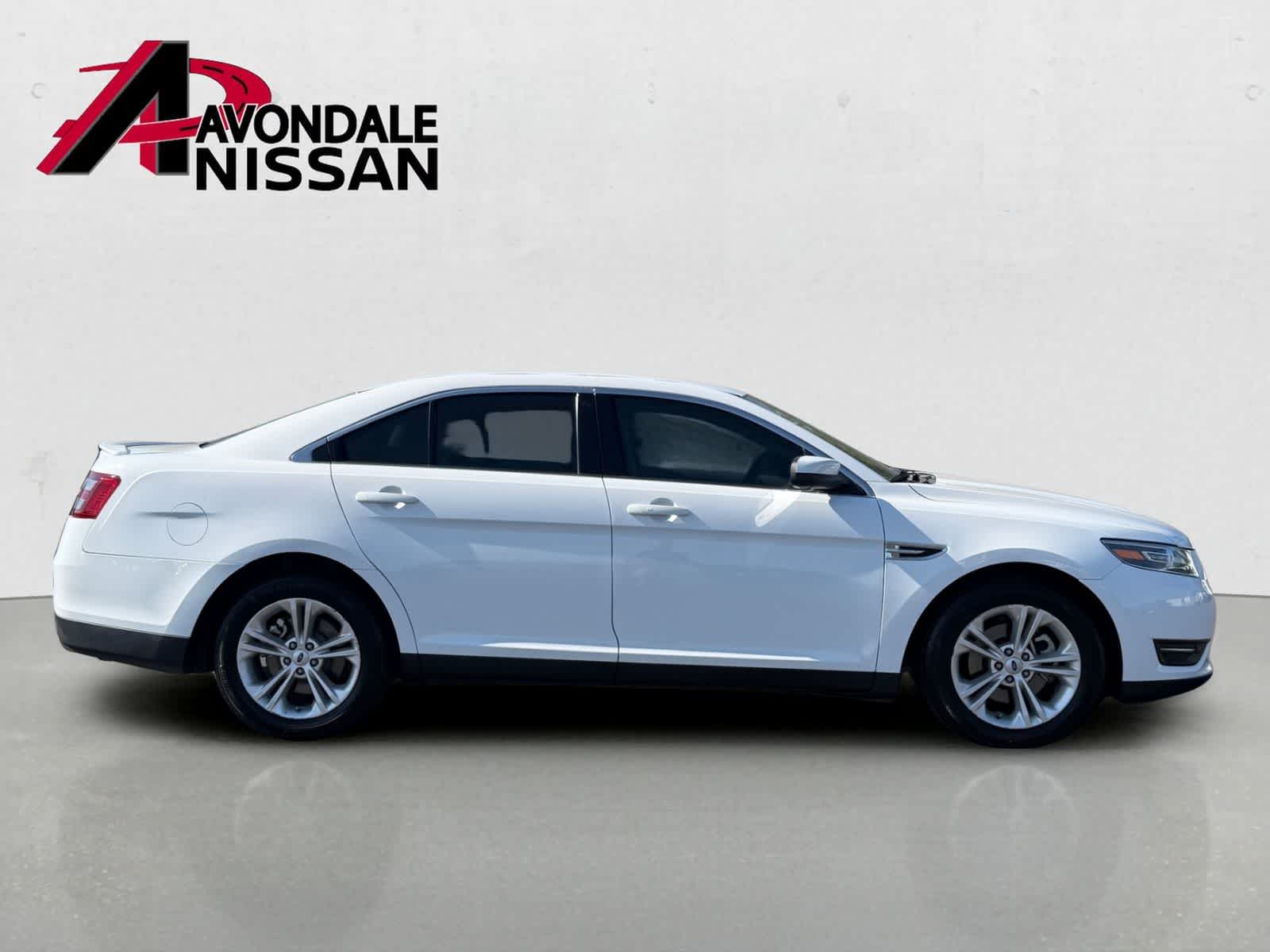 Thumbnail: 2017 Ford Taurus - 6