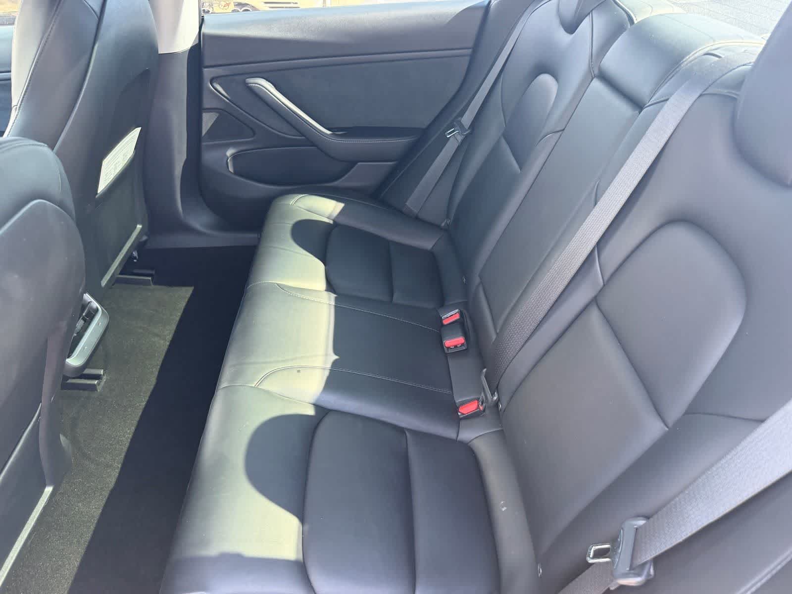 Thumbnail: 2021 Tesla Model 3 - 11