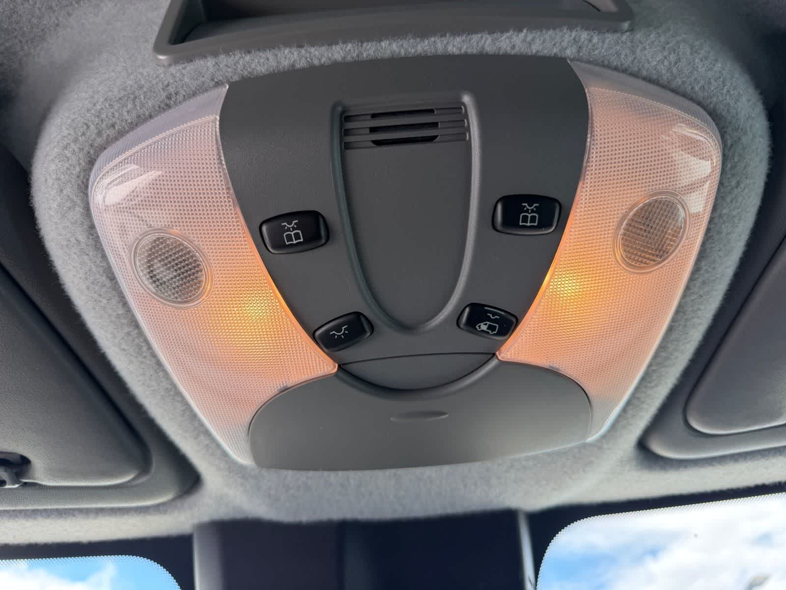 Thumbnail: 2015 Mercedes-Benz Sprinter - 14