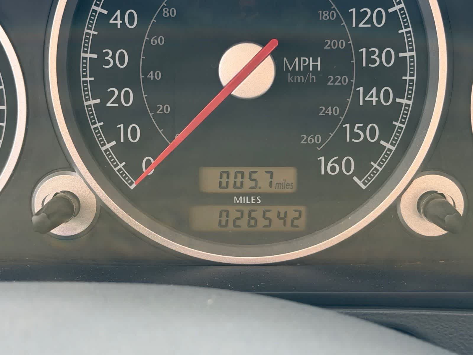 Thumbnail: 2005 Chrysler Crossfire - 7