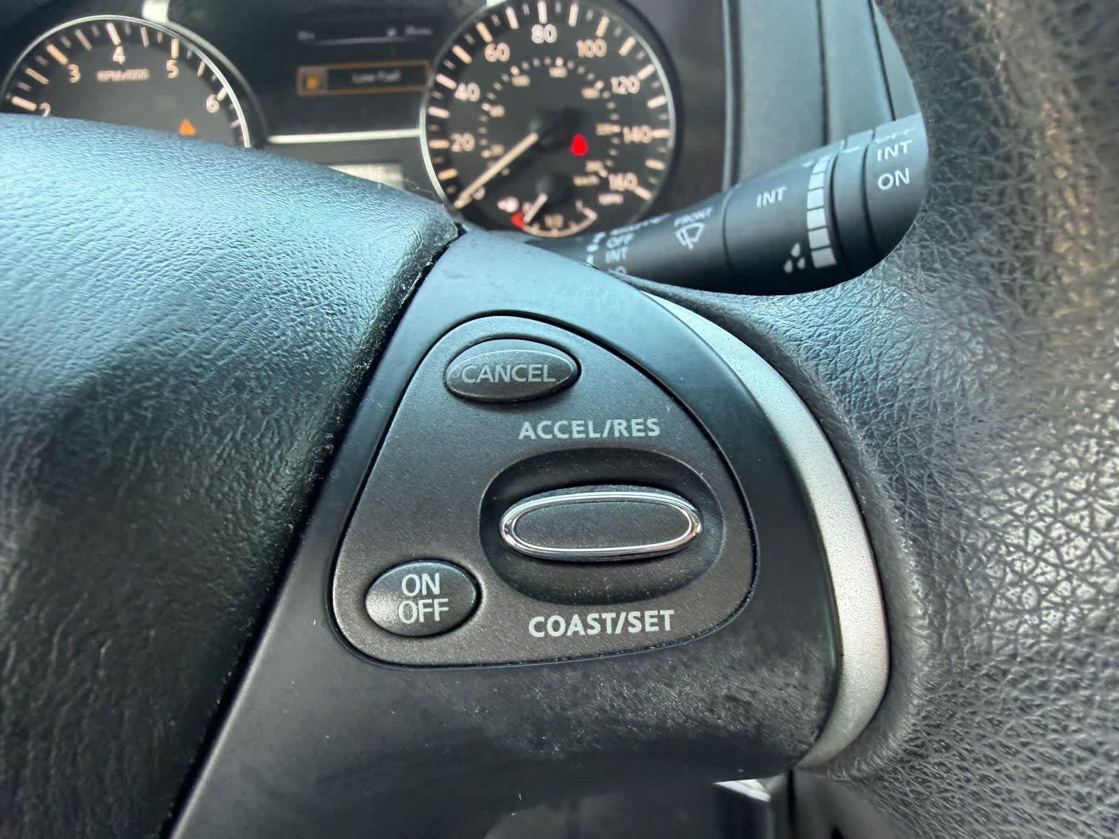 Thumbnail: 2015 Nissan Pathfinder - 19
