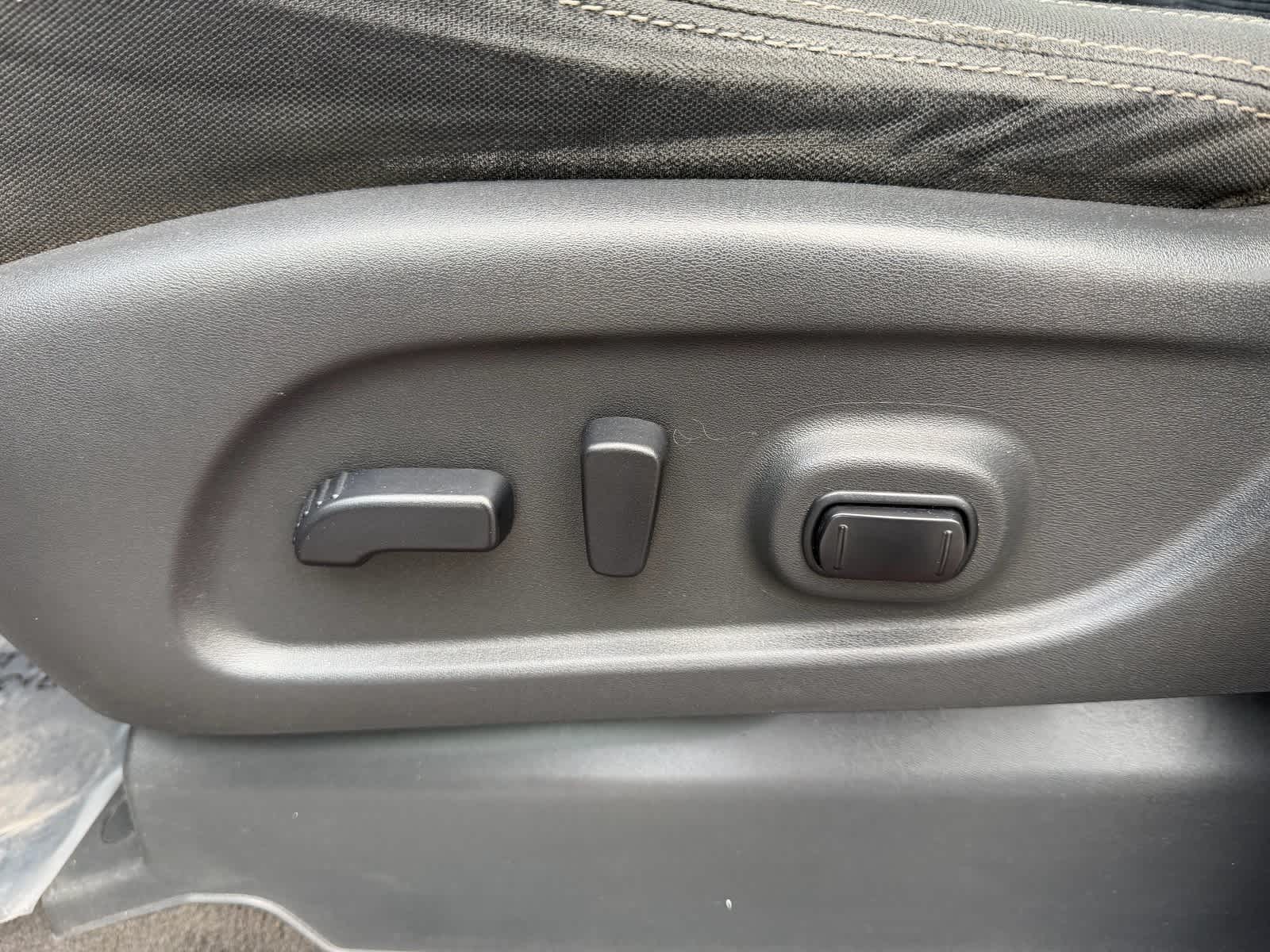 Thumbnail: 2018 Nissan Titan - 21