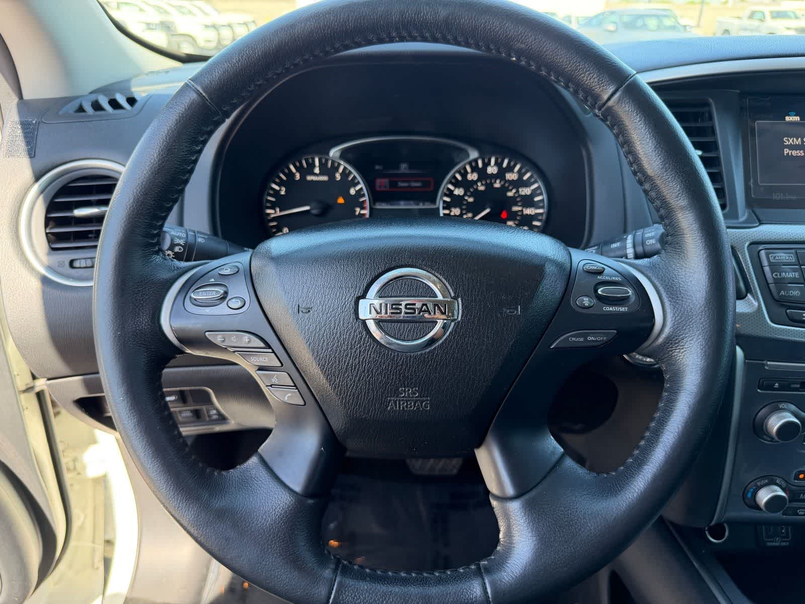 Thumbnail: 2019 Nissan Pathfinder - 20