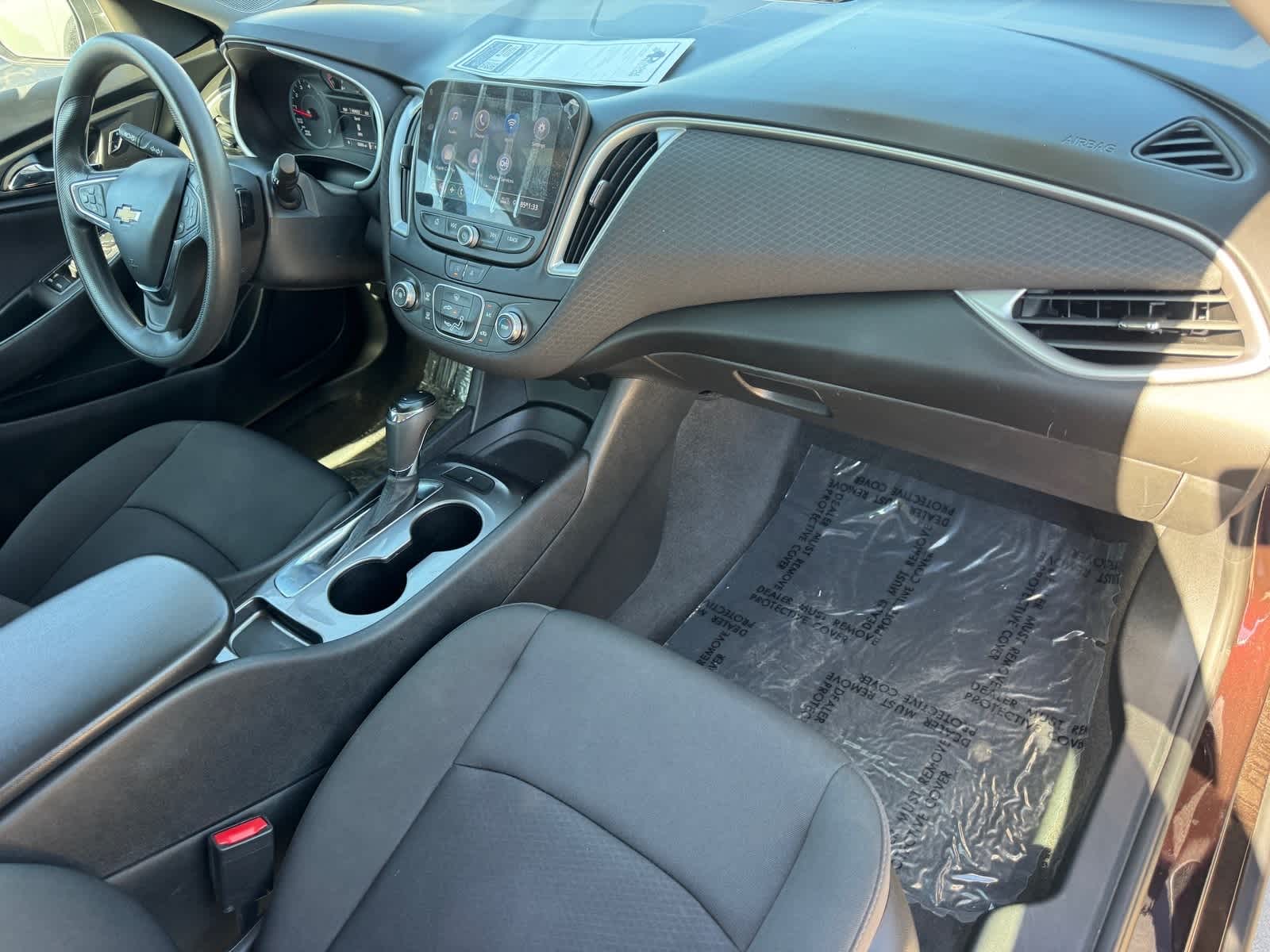 Thumbnail: 2020 Chevrolet Malibu - 11