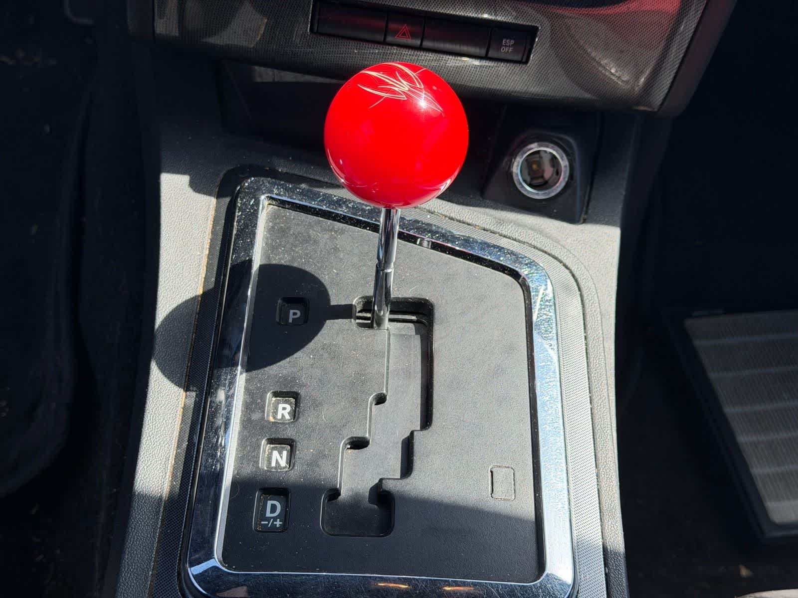 Thumbnail: 2010 Dodge Challenger - 13