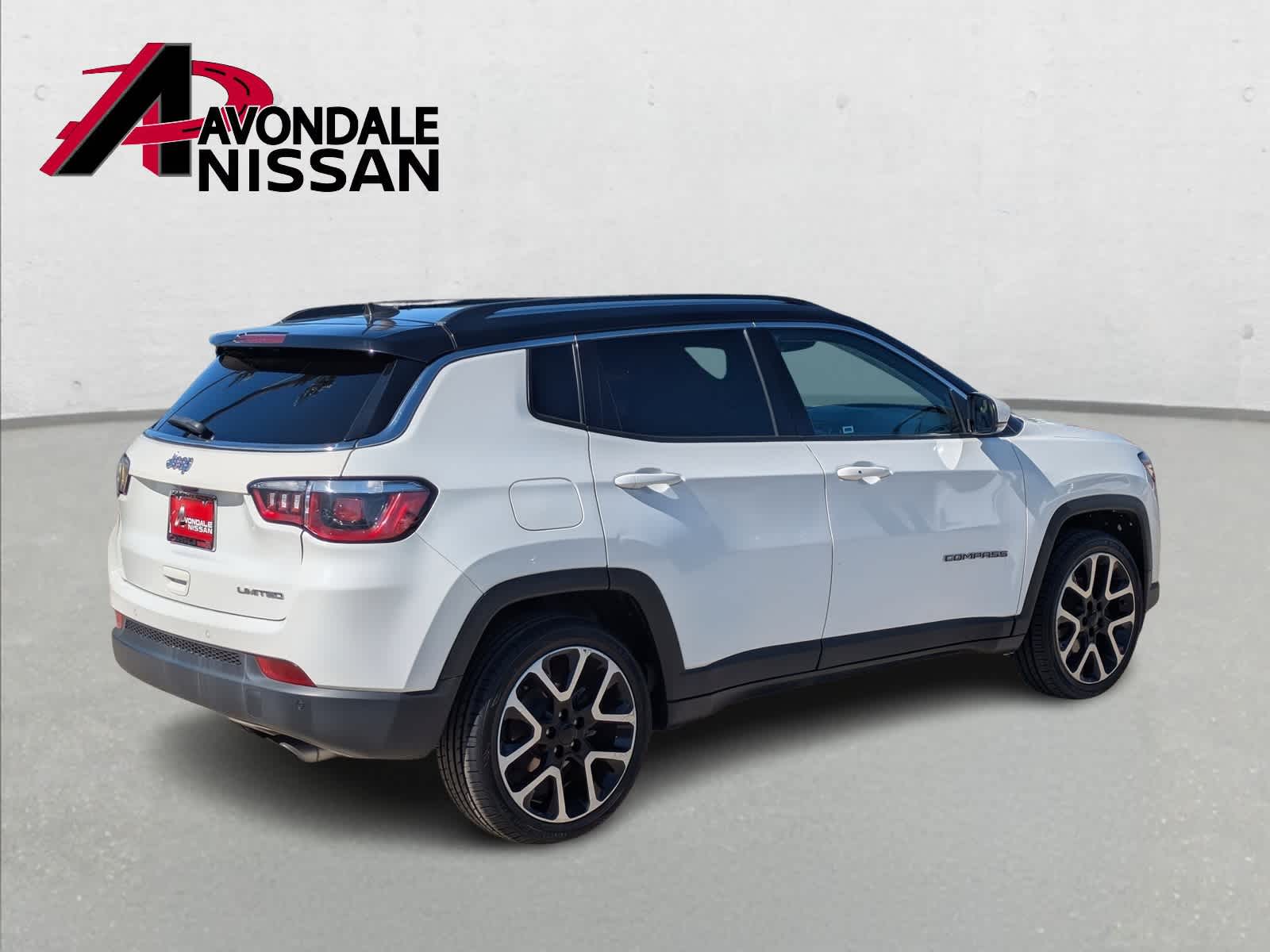Thumbnail: 2018 Jeep Compass - 6