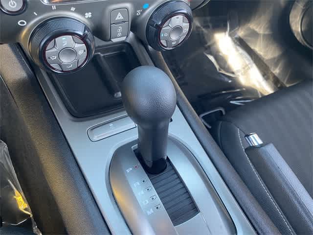 Thumbnail: 2015 Chevrolet Camaro - 28