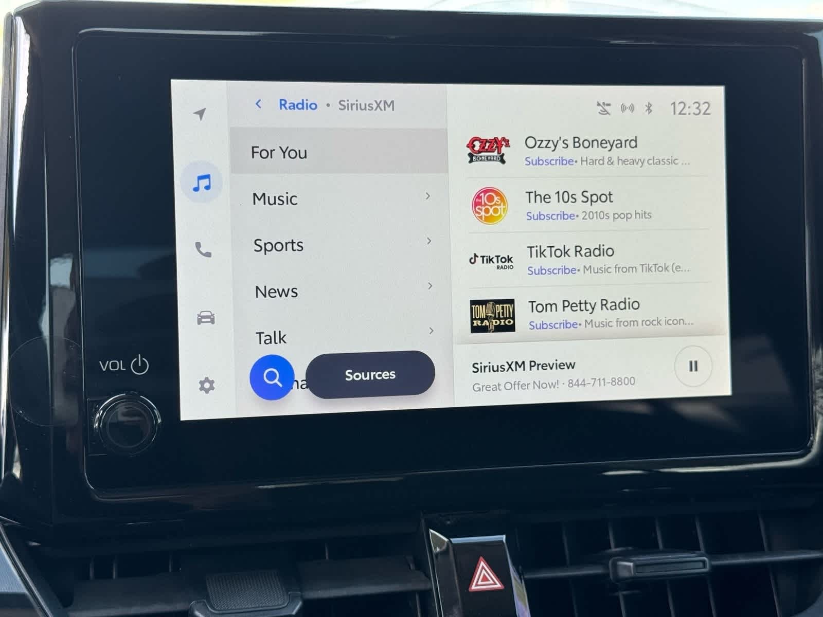Thumbnail: 2024 Toyota Corolla - 23
