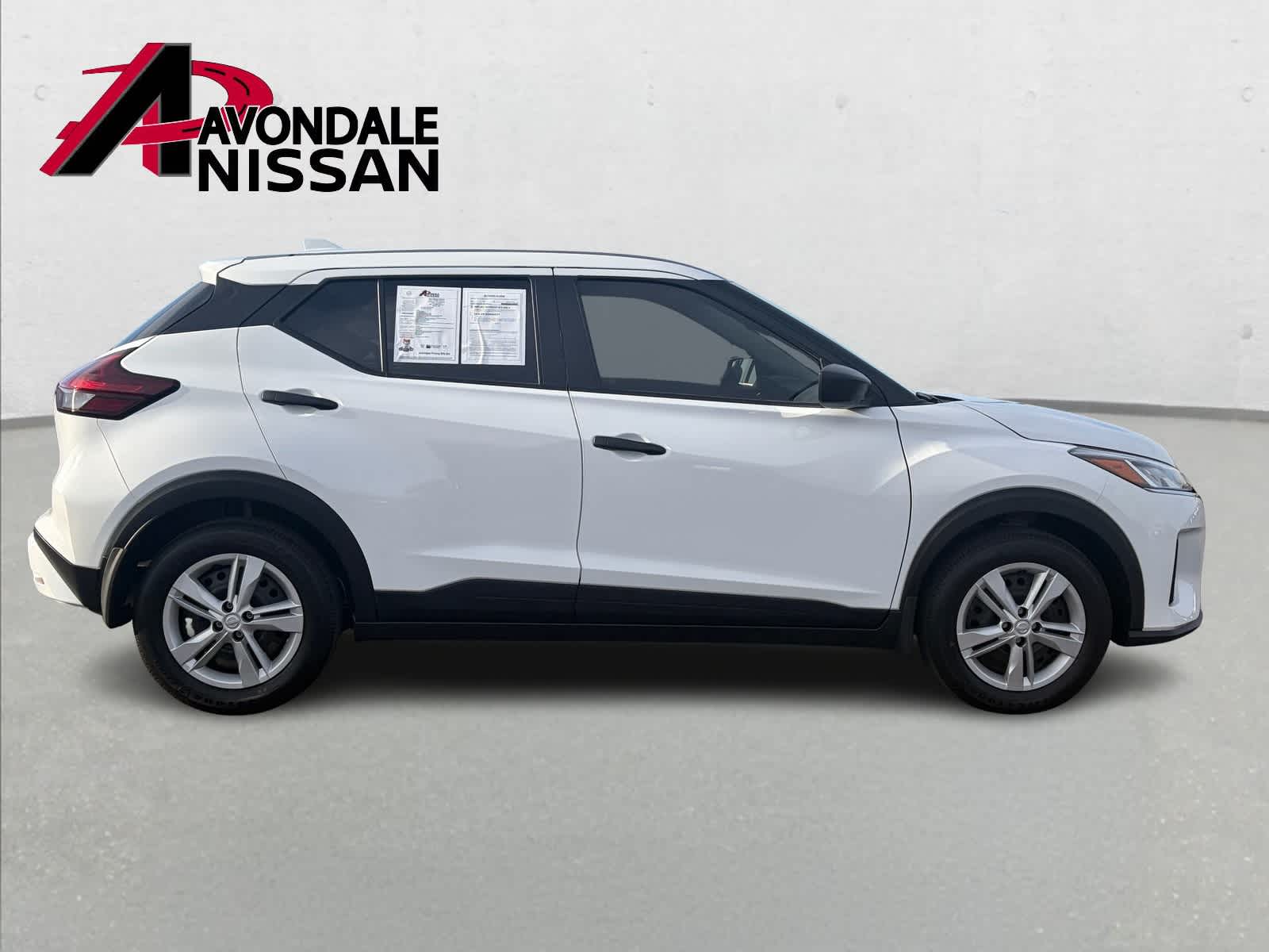 Thumbnail: 2025 Nissan Kicks - 8