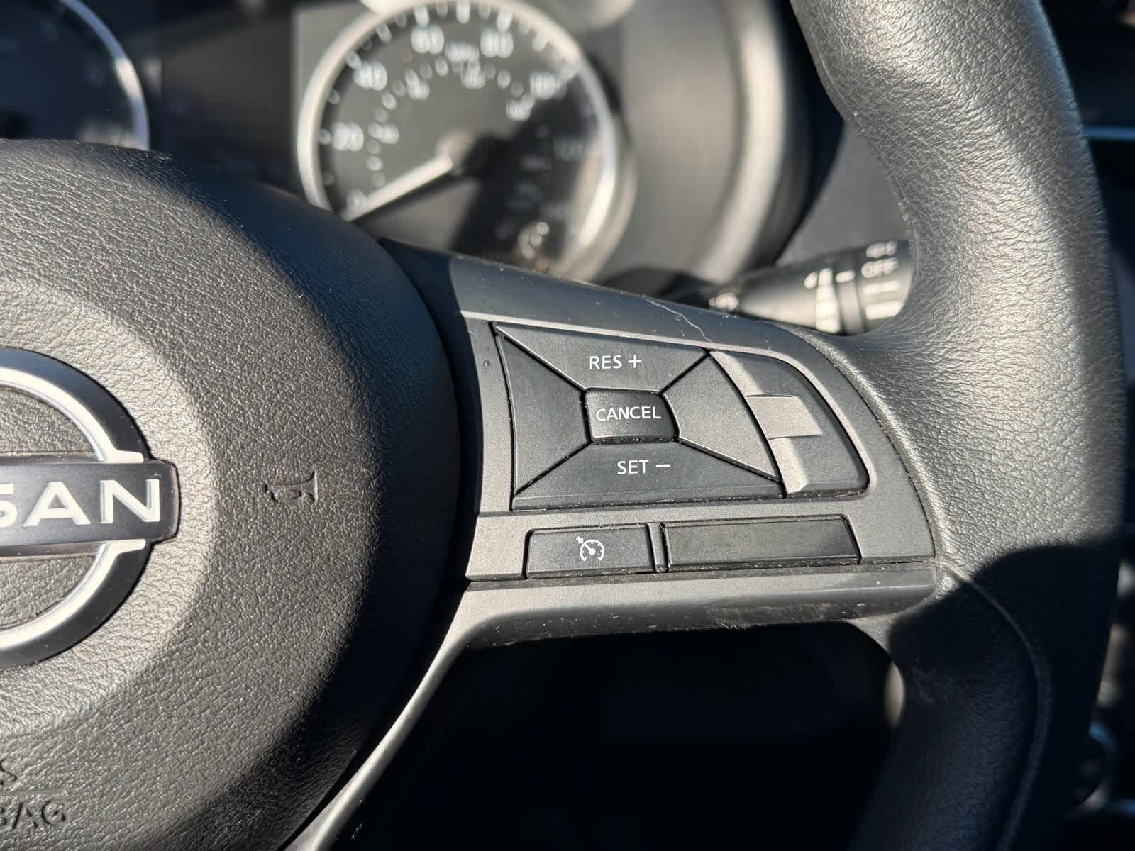 Thumbnail: 2023 Nissan Kicks - 14