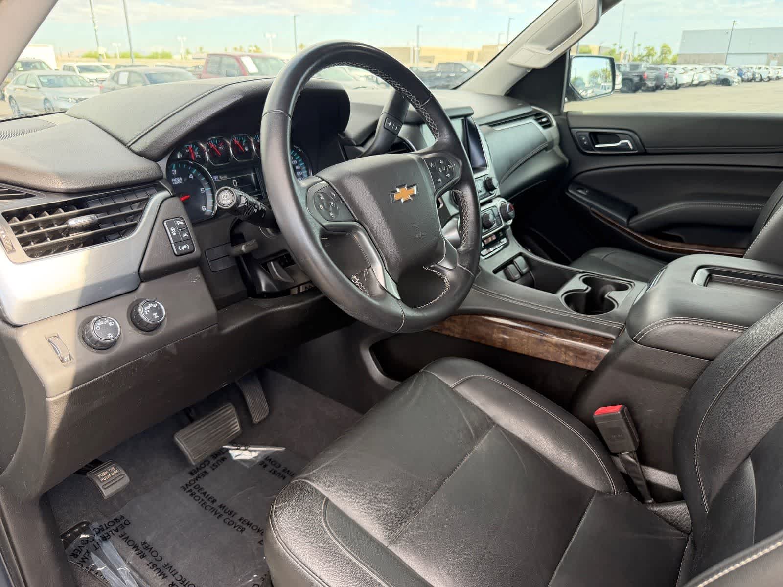 Thumbnail: 2019 Chevrolet Tahoe - 2