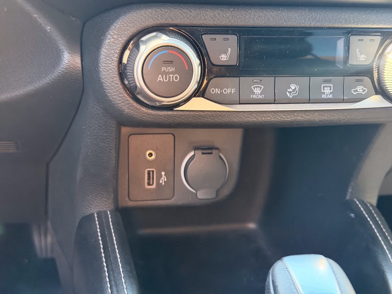 Thumbnail: 2018 Nissan Kicks - 20