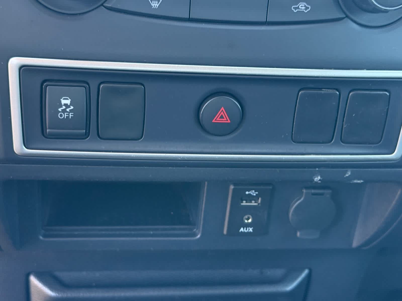 Thumbnail: 2017 Nissan Titan - 22