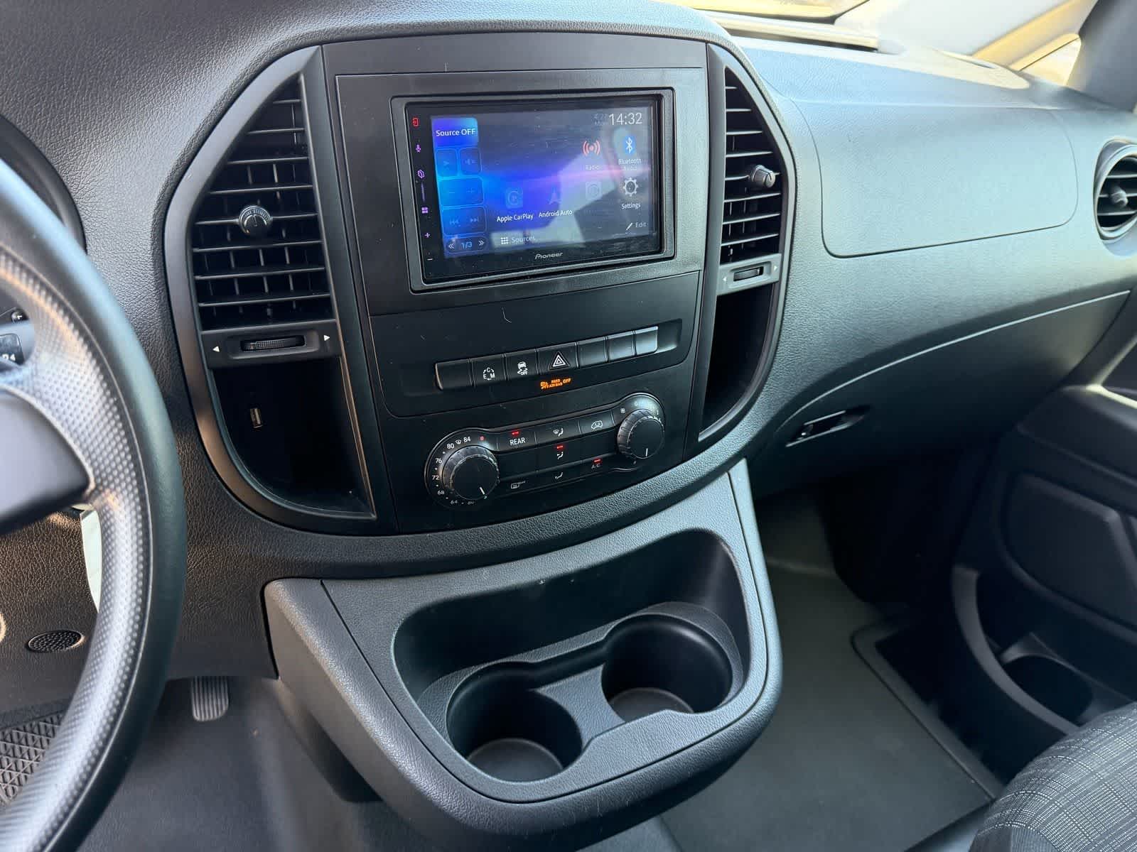 Thumbnail: 2016 Mercedes-Benz Metris - 21