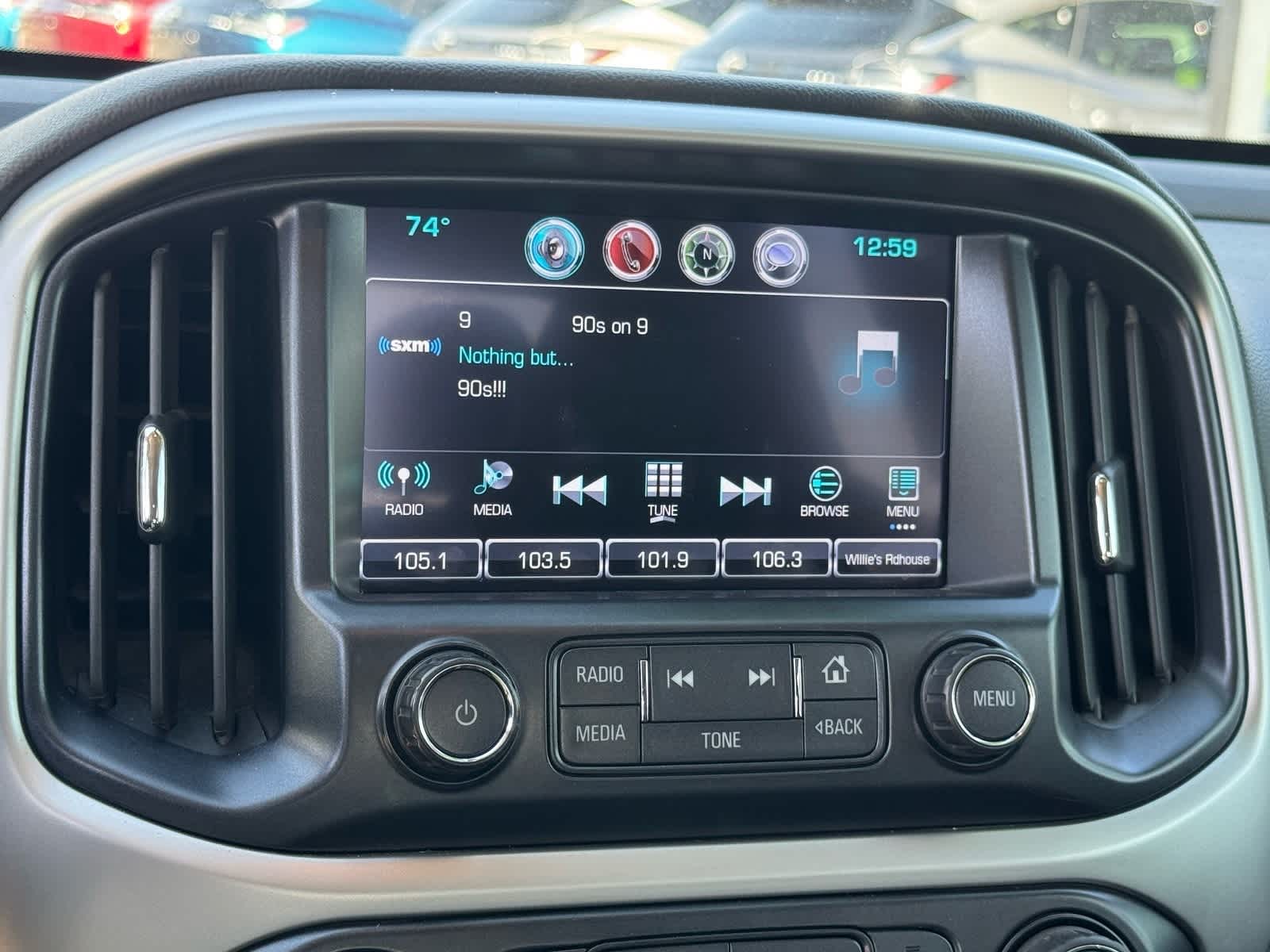 Thumbnail: 2017 Chevrolet Colorado - 25