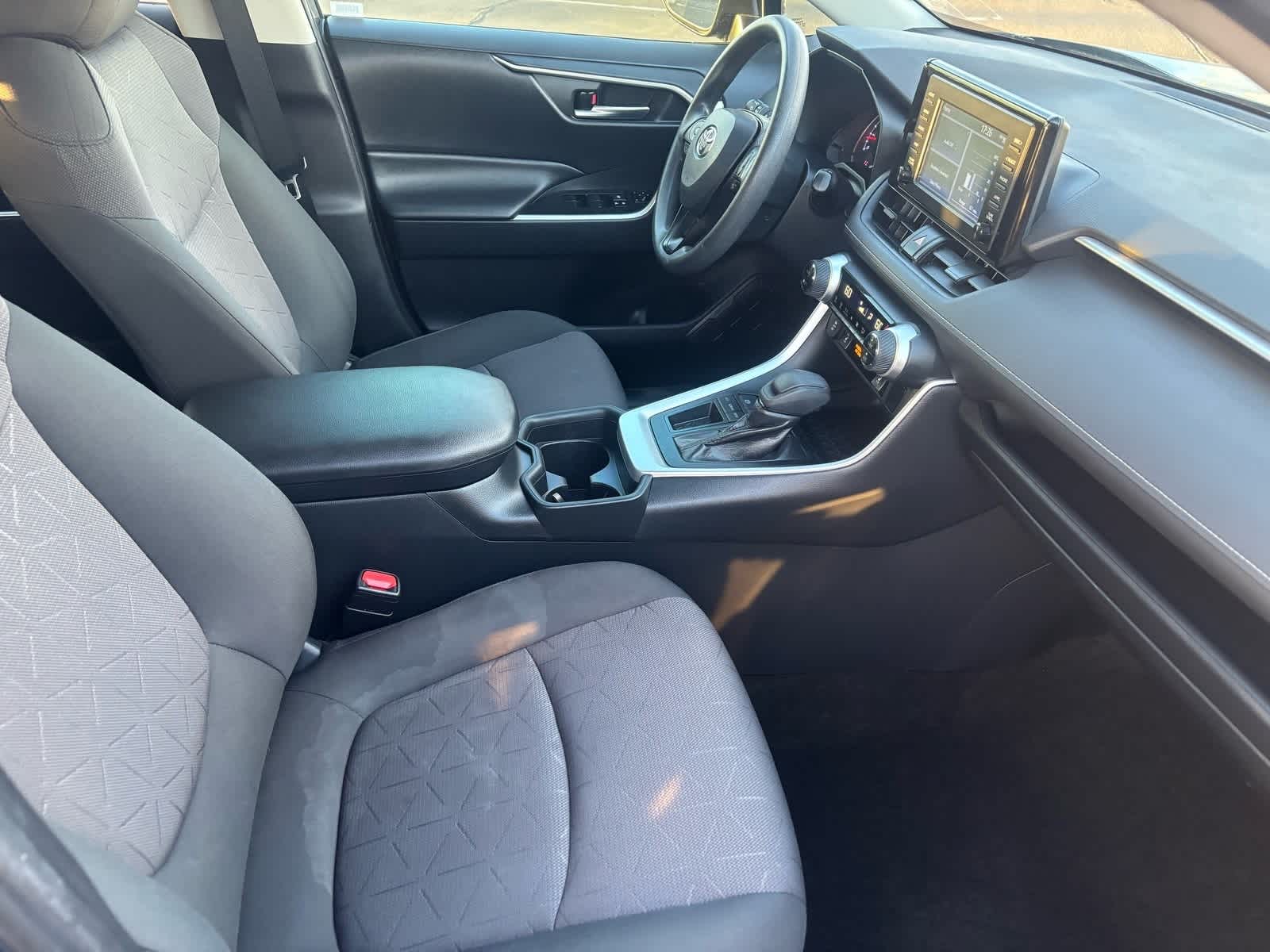 Thumbnail: 2019 Toyota RAV4 - 12