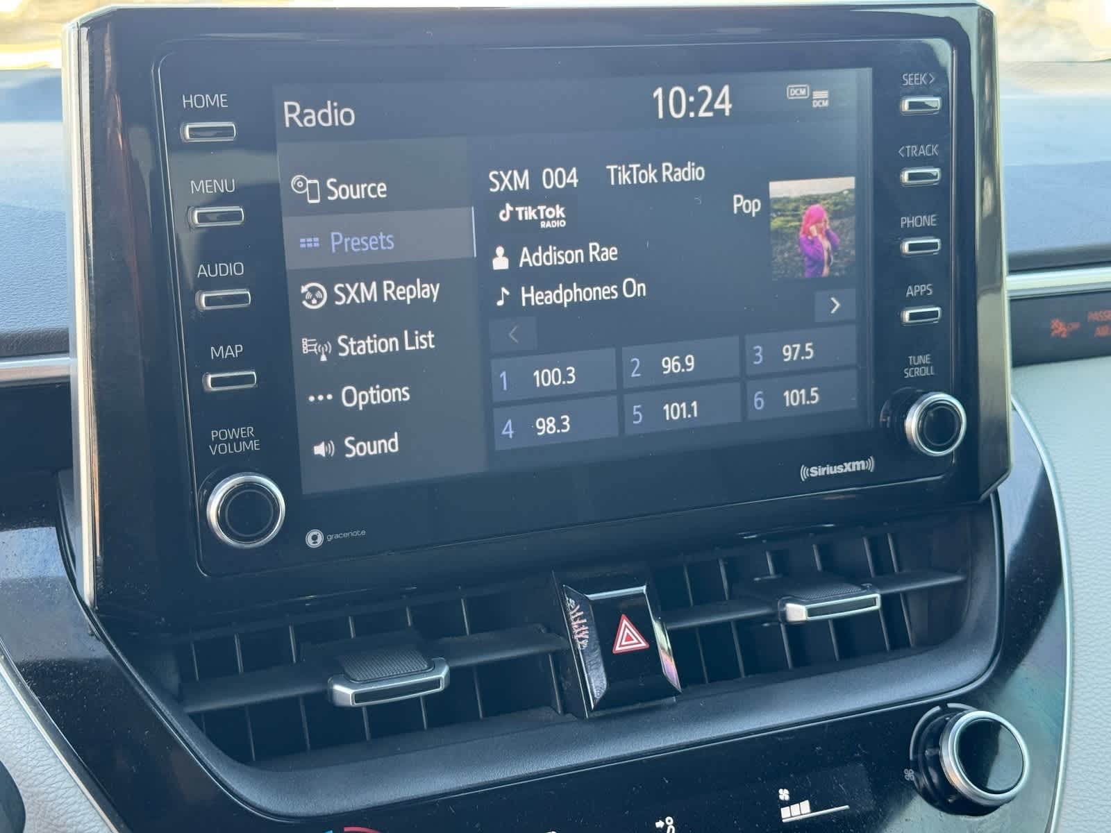 Thumbnail: 2021 Toyota Corolla - 25