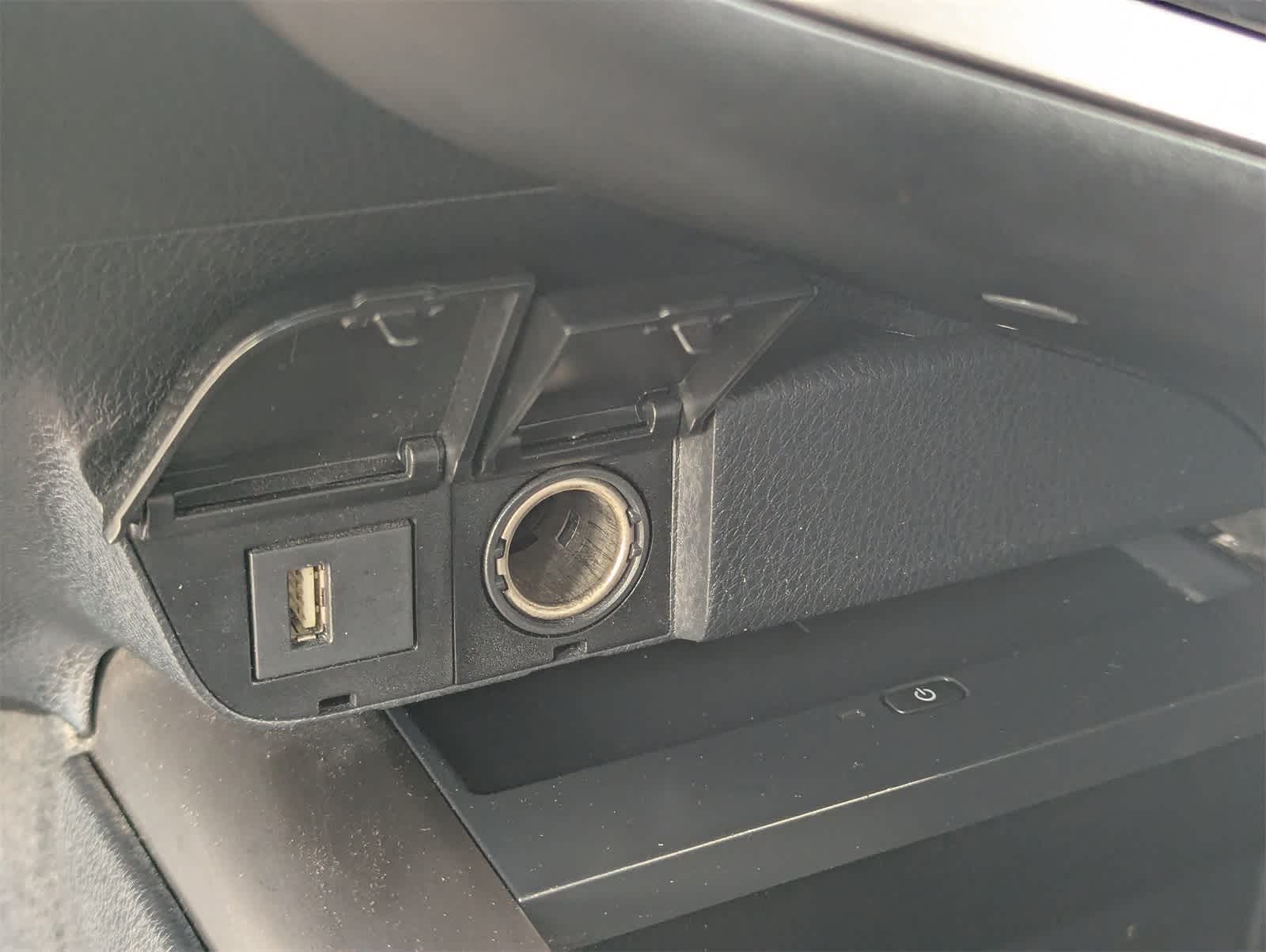 Thumbnail: 2023 Toyota Camry - 29