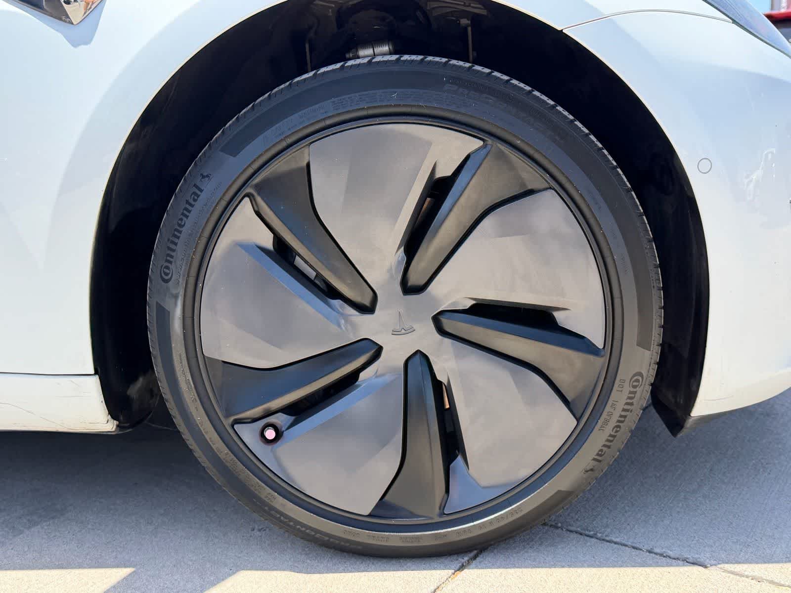 Thumbnail: 2020 Tesla Model 3 - 10