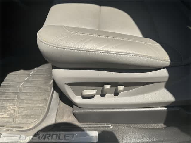 Thumbnail: 2020 Chevrolet Tahoe - 15