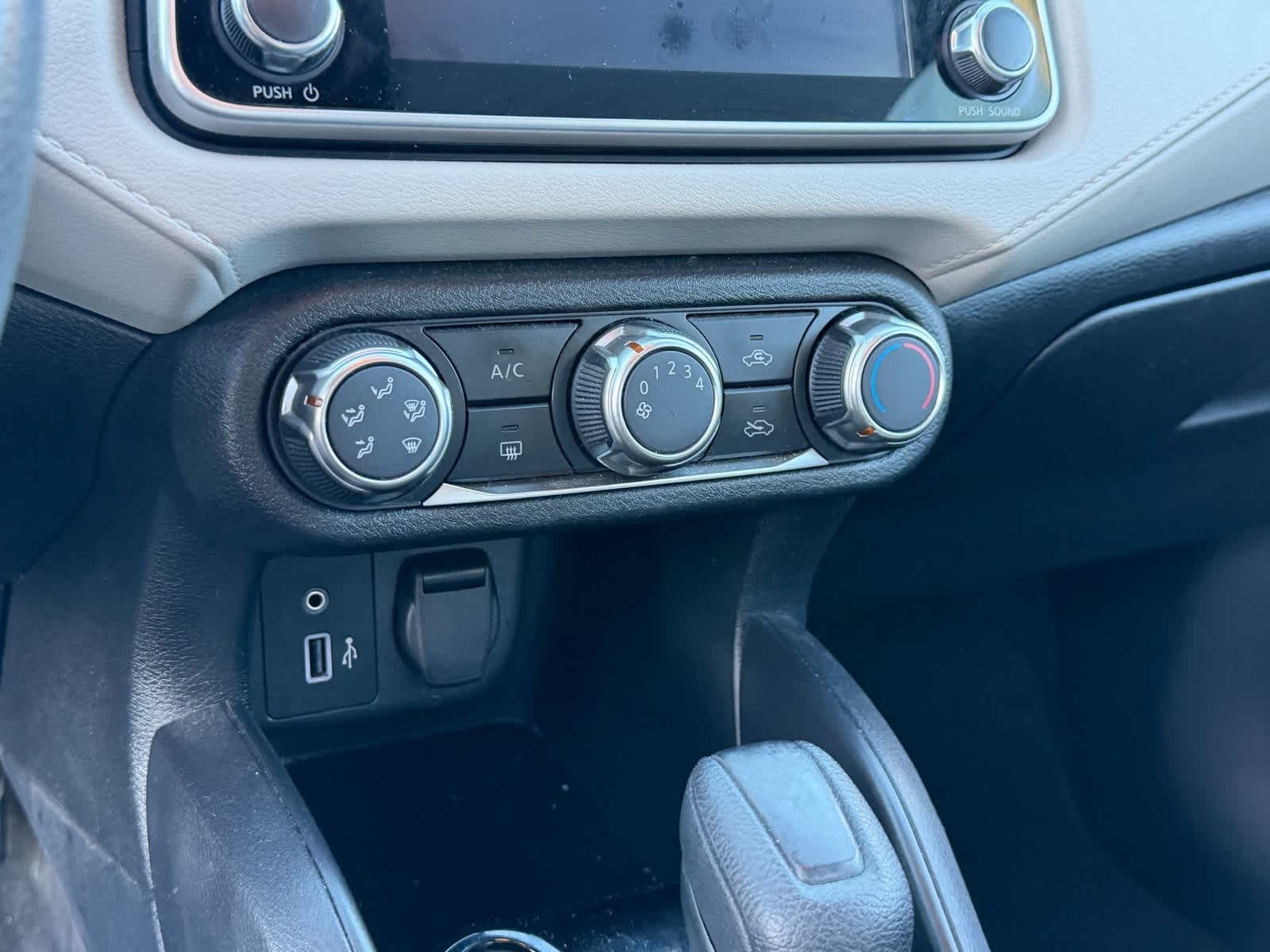 Thumbnail: 2022 Nissan Versa - 9