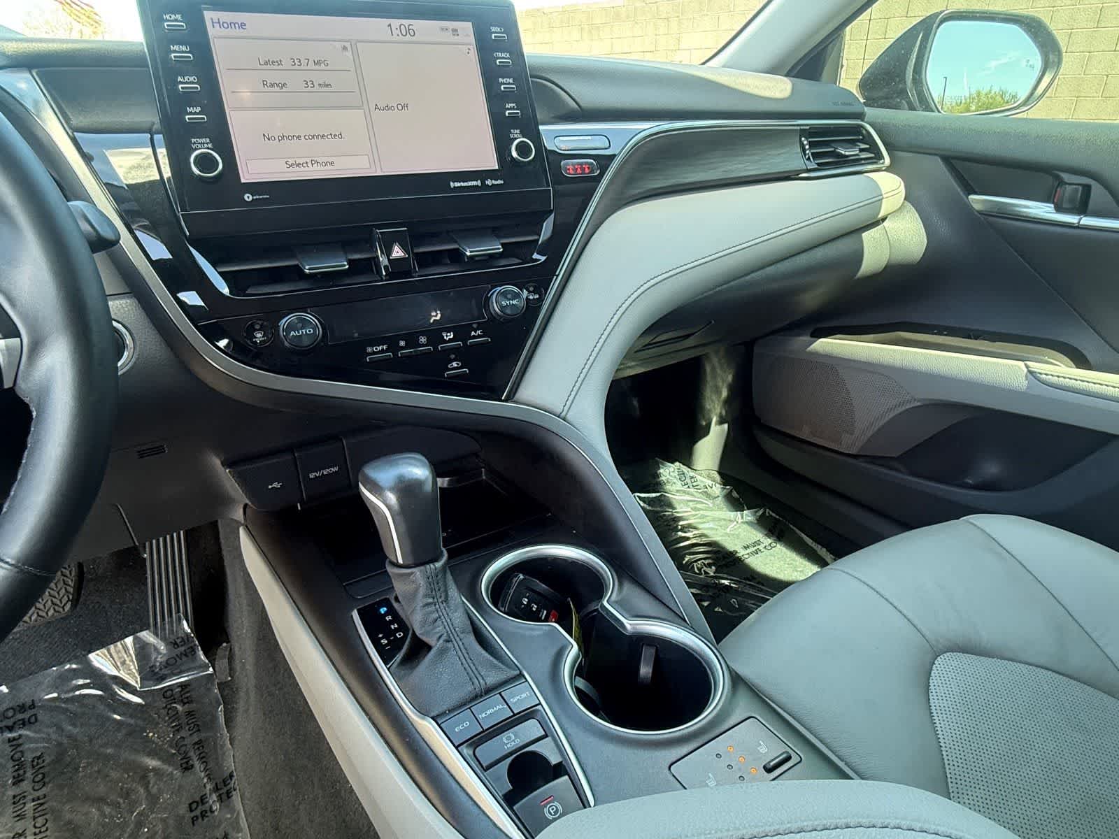 Thumbnail: 2023 Toyota Camry - 19