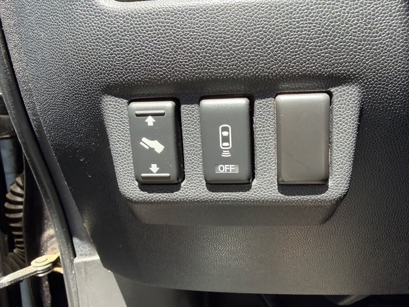 Thumbnail: 2008 Nissan Titan - 10