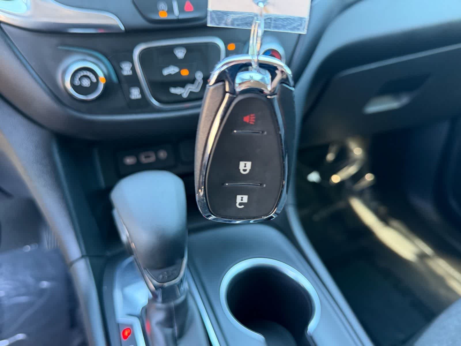 Thumbnail: 2022 Chevrolet Equinox - 36