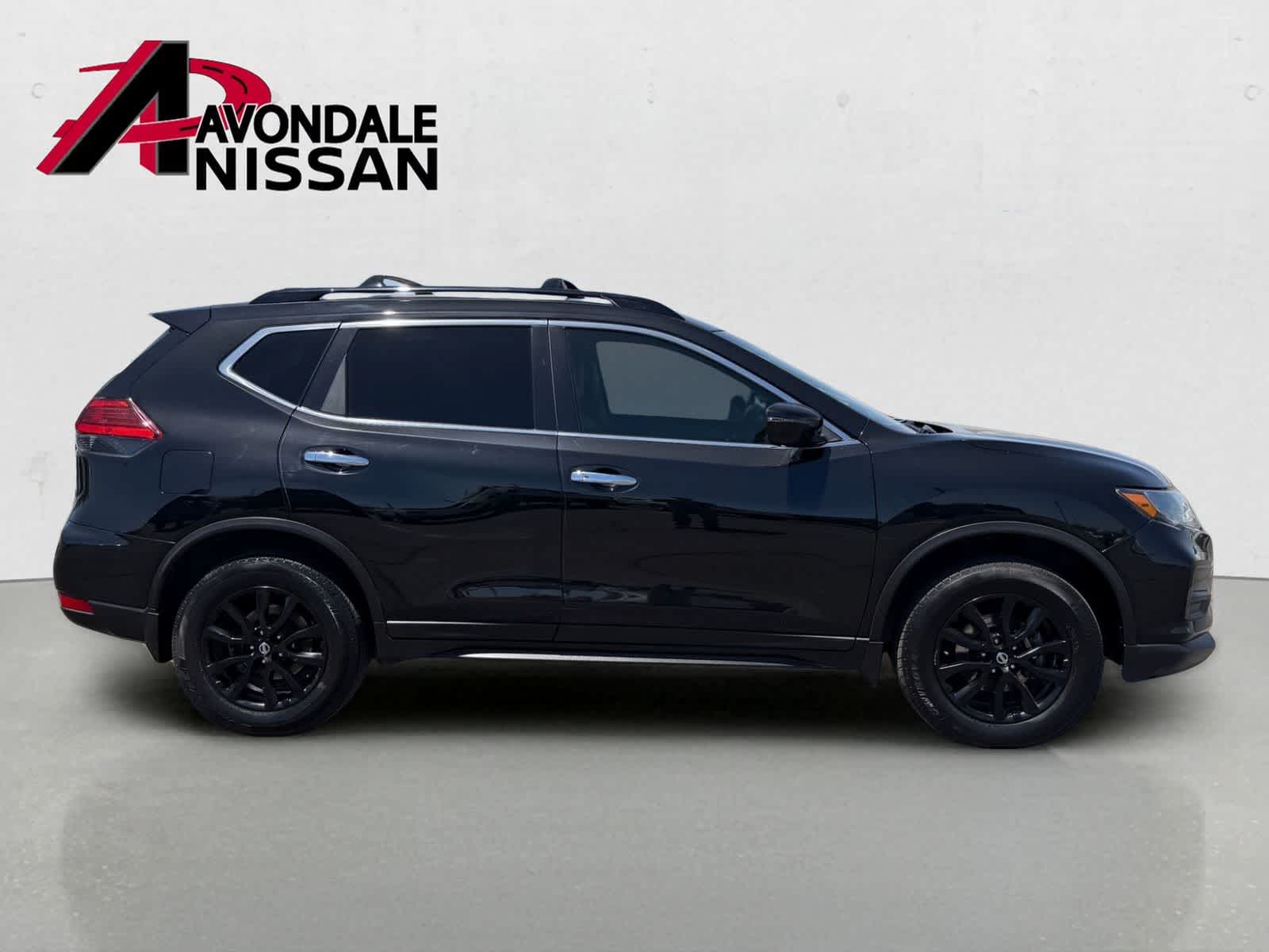 Thumbnail: 2017 Nissan Rogue - 6
