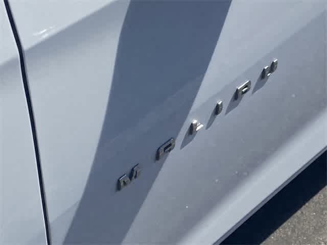 Thumbnail: 2022 Chevrolet Malibu - 10