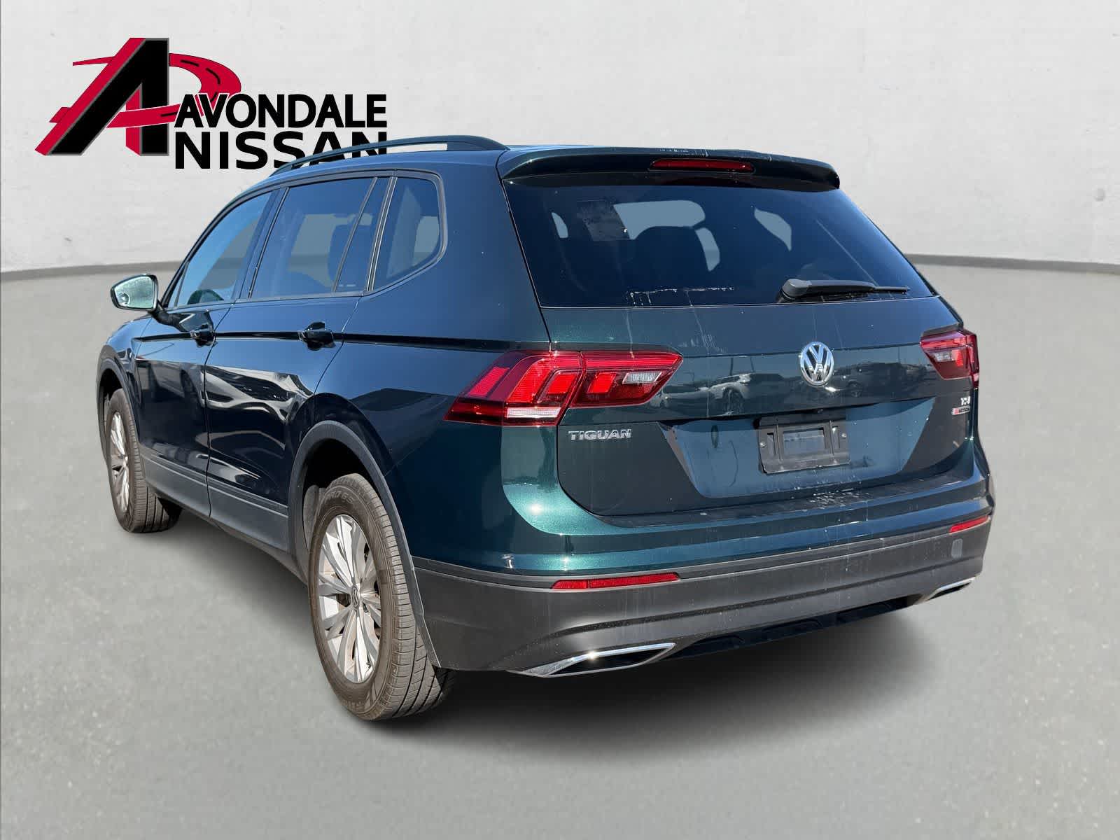 Thumbnail: 2018 Volkswagen Tiguan - 3