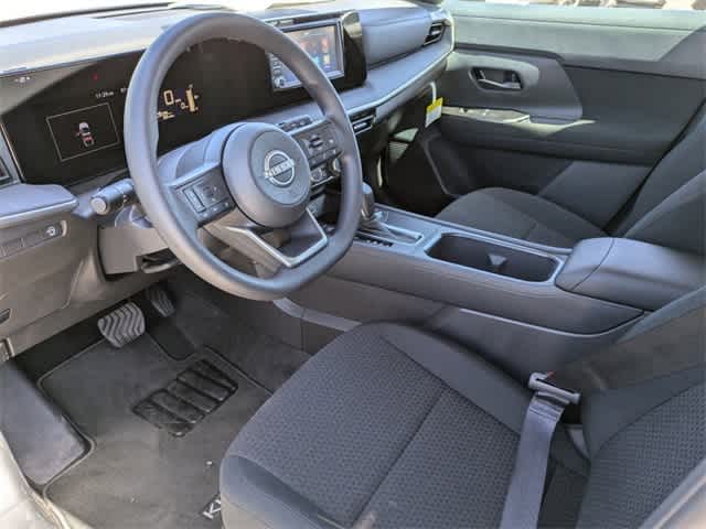 2025 Nissan Kicks S 2