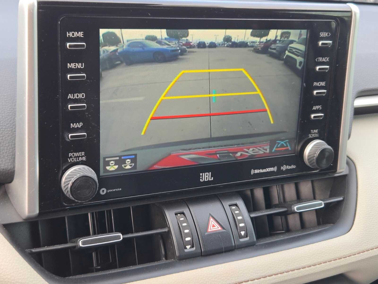 Thumbnail: 2020 Toyota RAV4 - 26