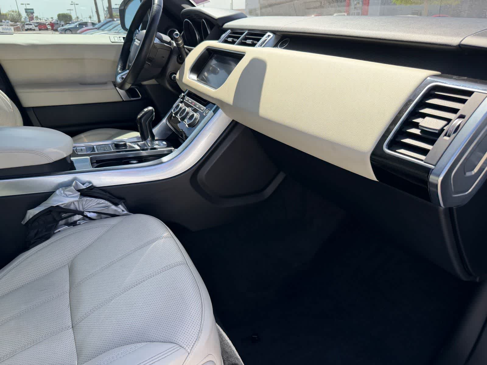 Thumbnail: 2017 Land Rover Range Rover Sport - 10