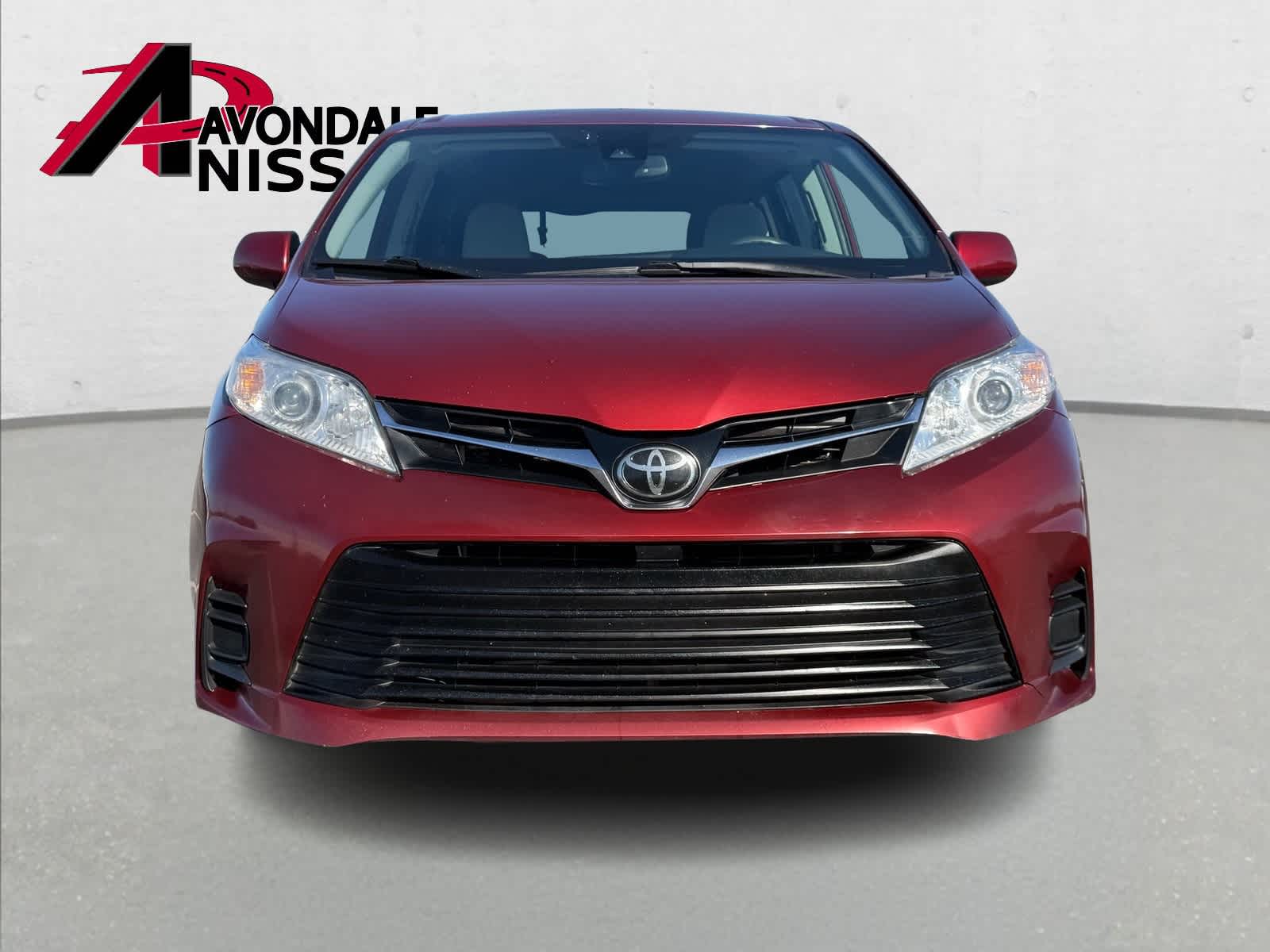 Thumbnail: 2020 Toyota Sienna - 5