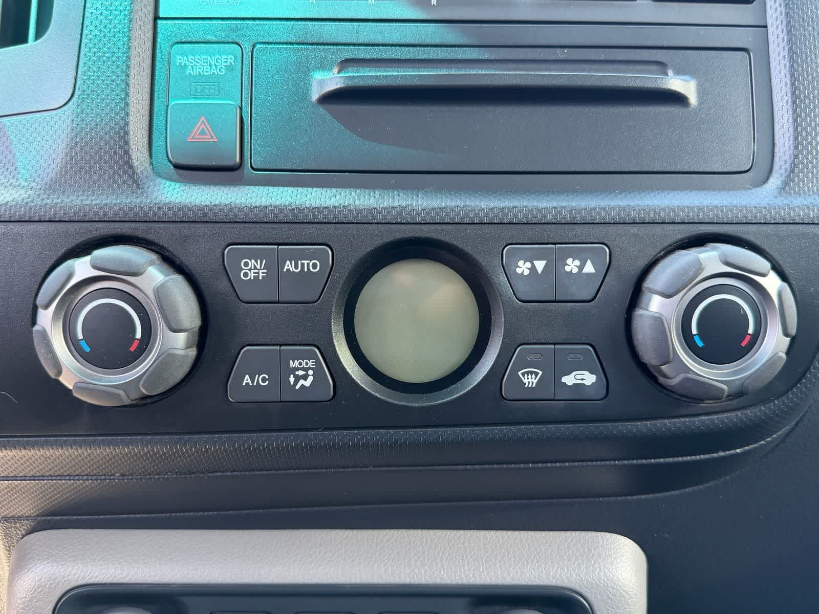 Thumbnail: 2011 Honda Ridgeline - 15