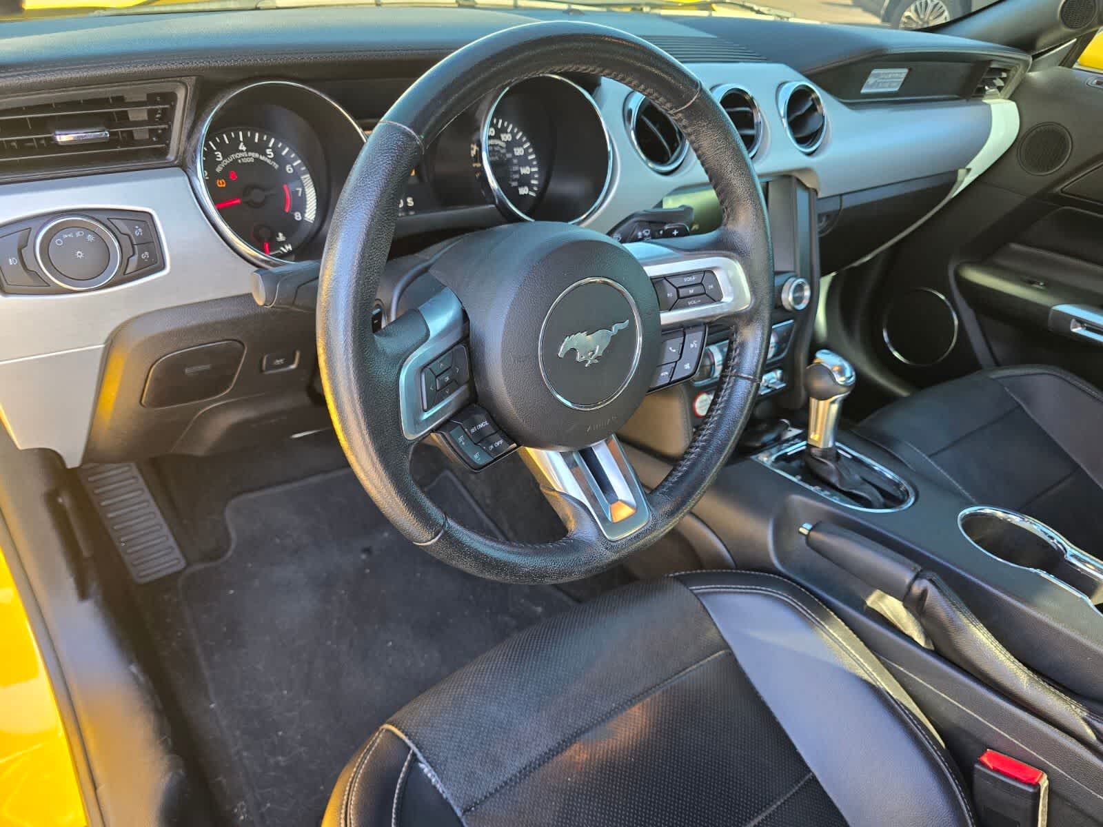 Thumbnail: 2016 Ford Mustang - 17
