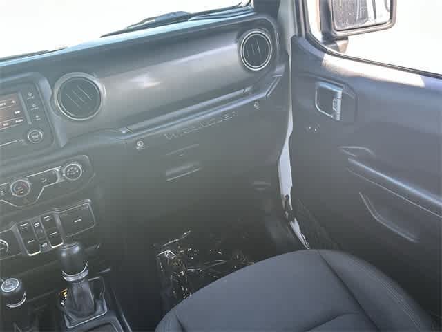 Thumbnail: 2019 Jeep Wrangler - 19