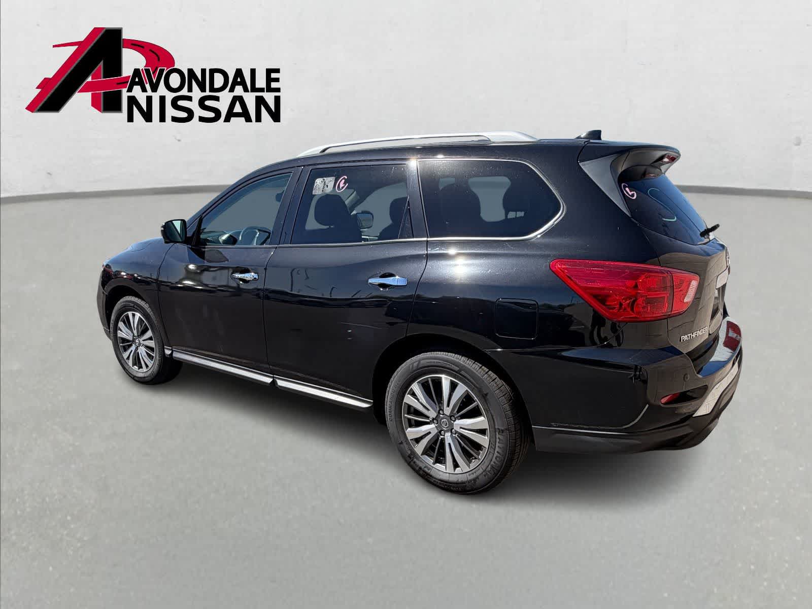 Thumbnail: 2020 Nissan Pathfinder - 3