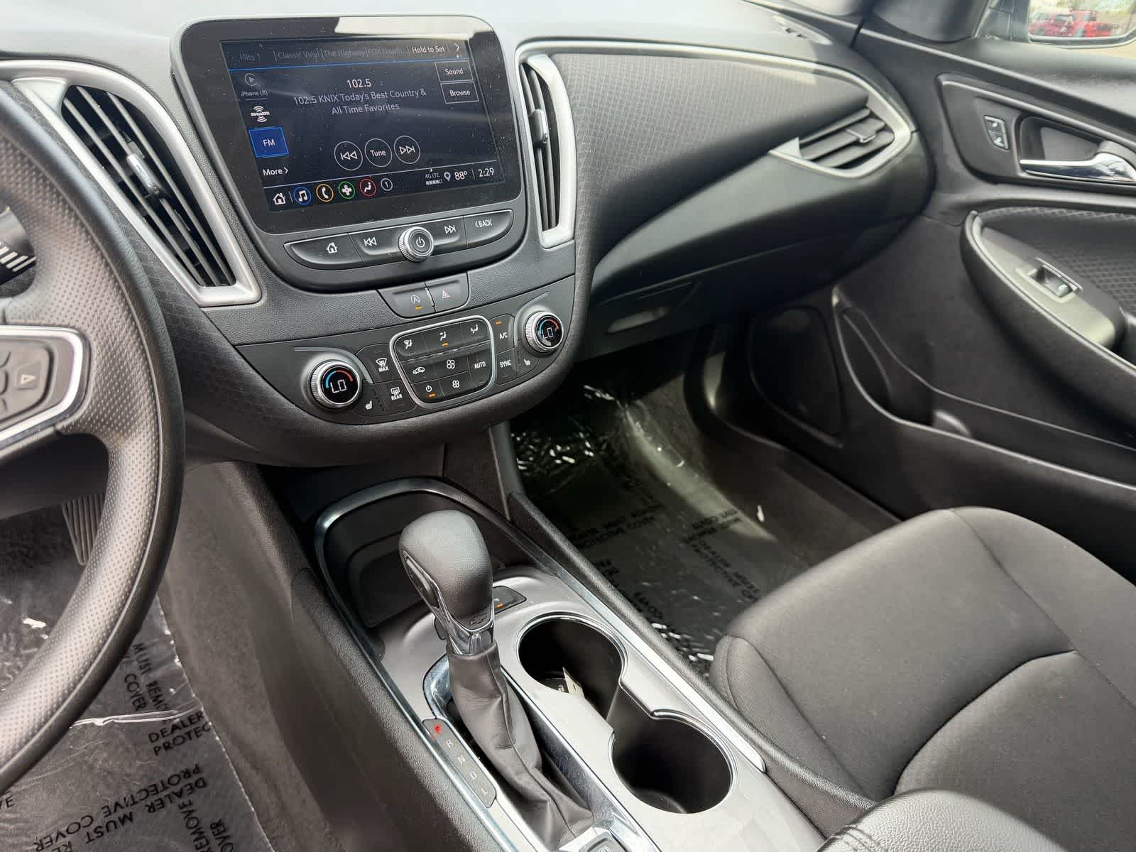 Thumbnail: 2024 Chevrolet Malibu - 23