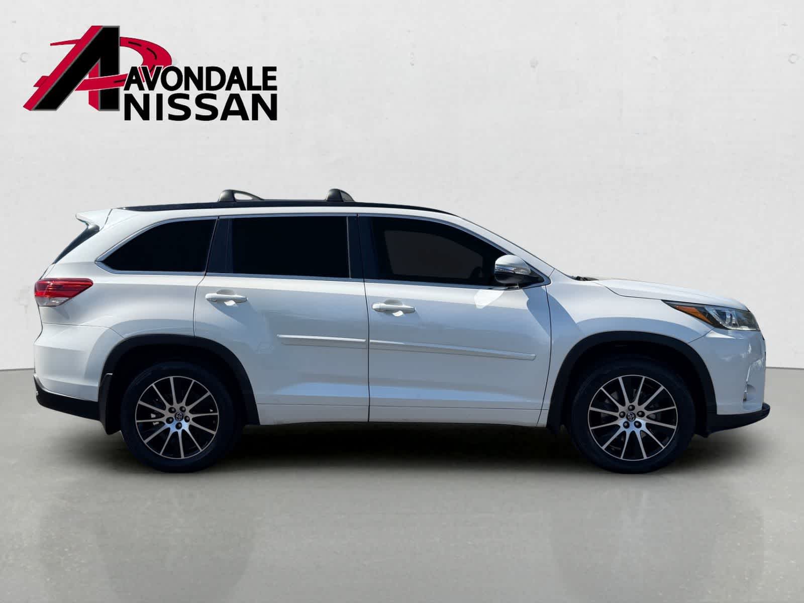 Thumbnail: 2018 Toyota Highlander - 7