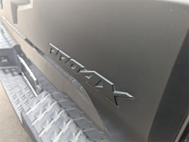 Thumbnail: 2021 Nissan Titan - 5