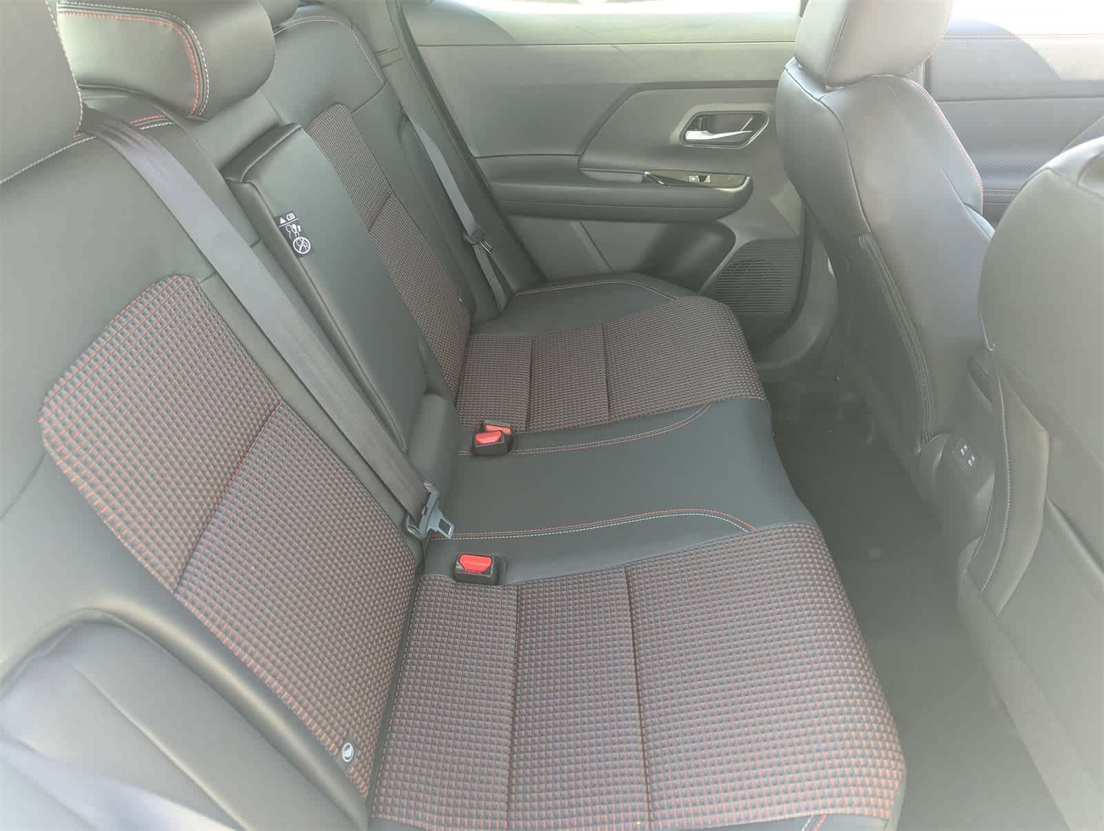 Thumbnail: 2026 Nissan Kicks - 15