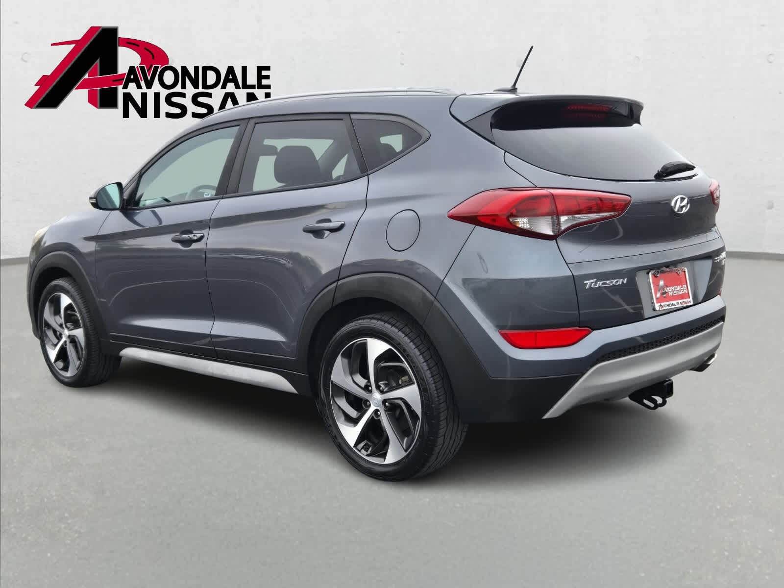 Thumbnail: 2017 Hyundai Tucson - 4