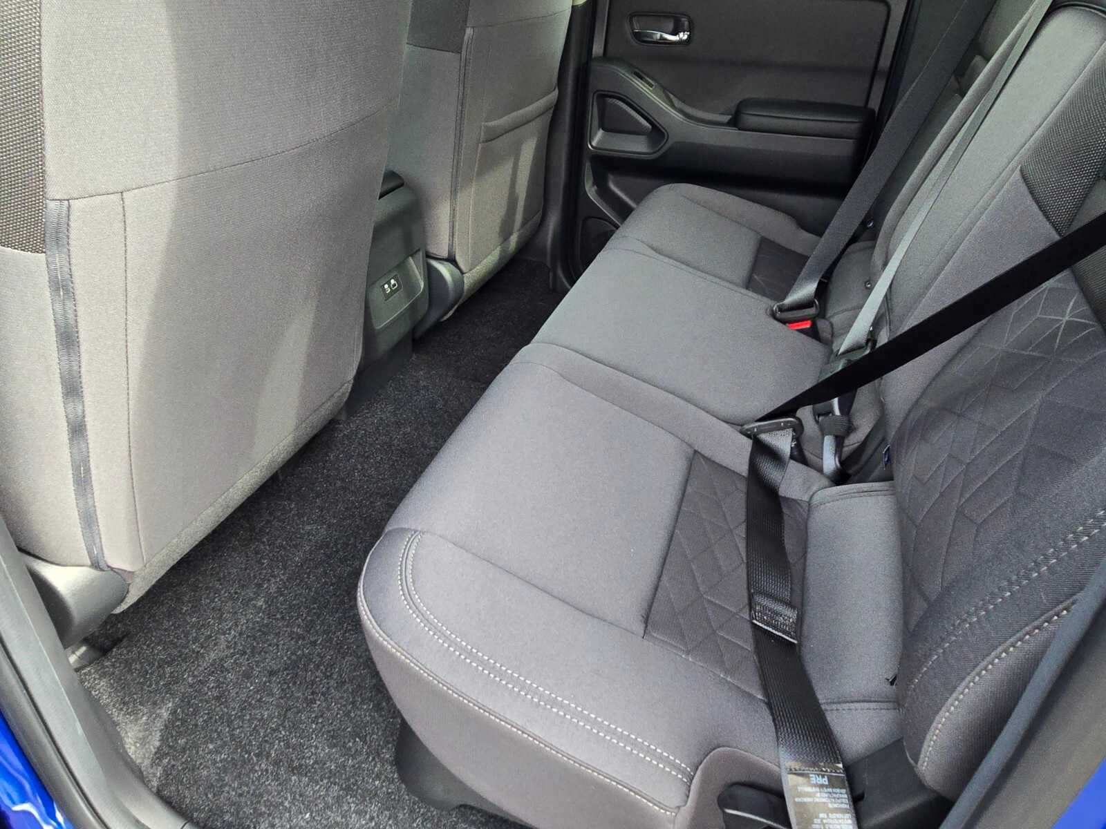 Thumbnail: 2026 Nissan Frontier - 15