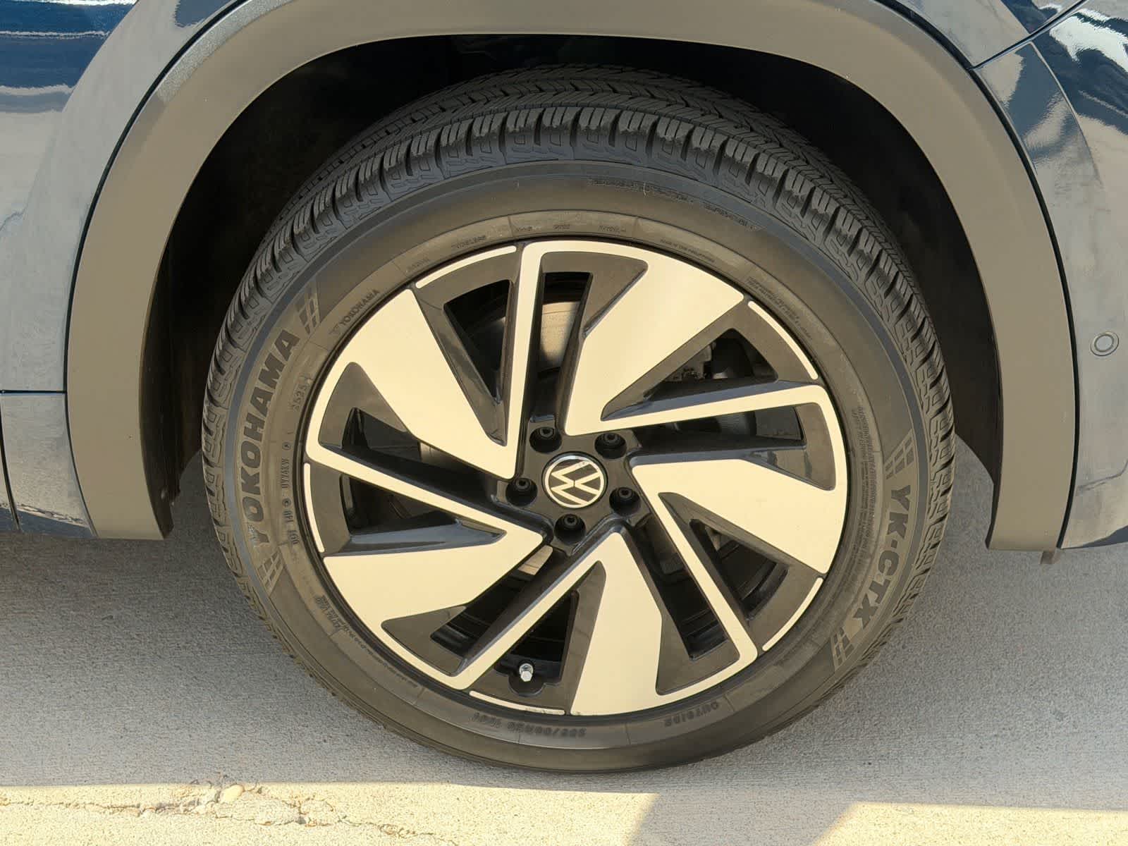 Thumbnail: 2021 Volkswagen Atlas - 9